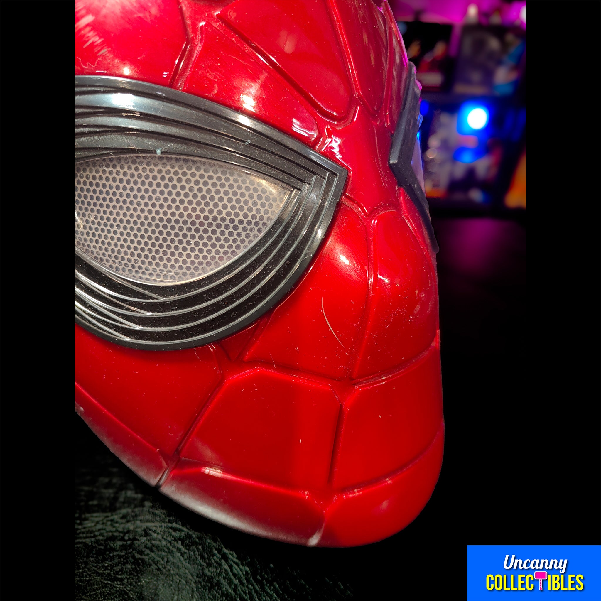 Marvel Legends Avengers Spider-Man Iron Spider Electronic Helmet Hasbro 2022 – Spider-Man, Hasbro, 35 cm, 2022, pre-owned collector piece, Uncanny Collectibles Dublin Ireland