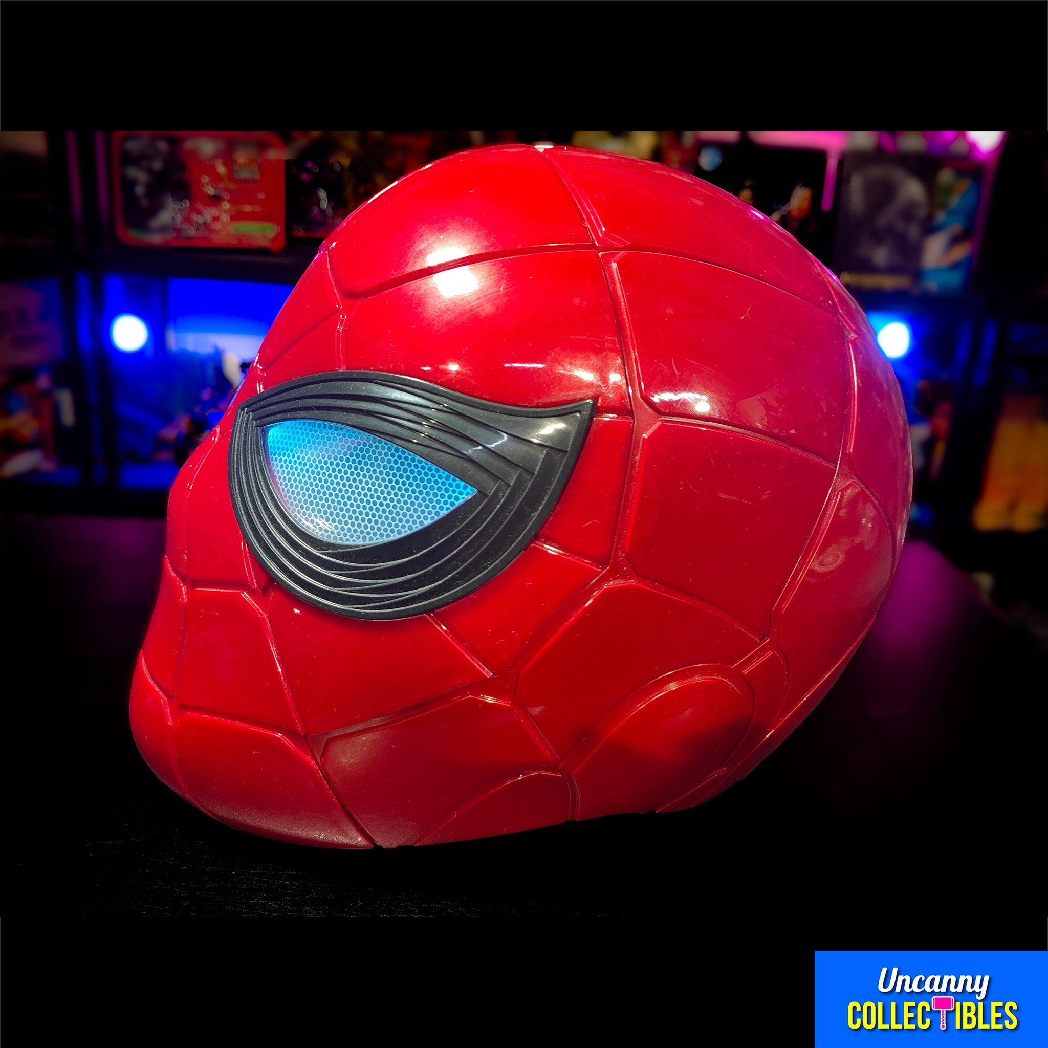 Marvel Legends Avengers Spider-Man Iron Spider Electronic Helmet Hasbro 2022 – Spider-Man, Hasbro, 35 cm, 2022, pre-owned collector piece, Uncanny Collectibles Dublin Ireland
