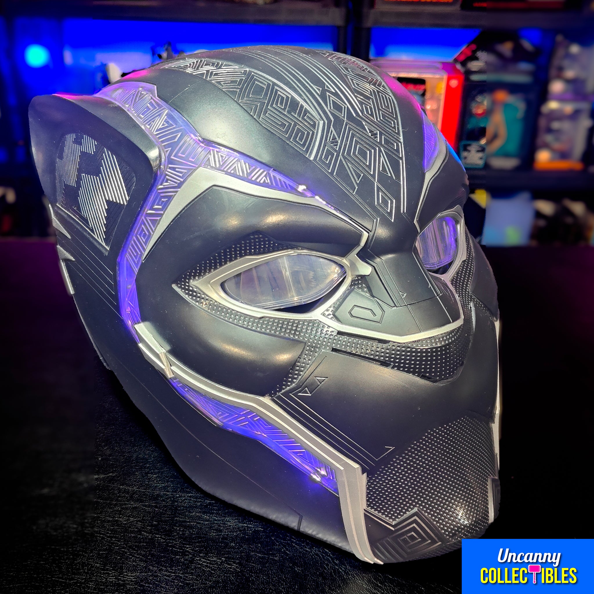 Marvel Legends Black Panther Electronic Helmet Hasbro 2022 – Avengers, Hasbro, 35 cm, 2019, pre-owned collector piece, Uncanny Collectibles Dublin Ireland
