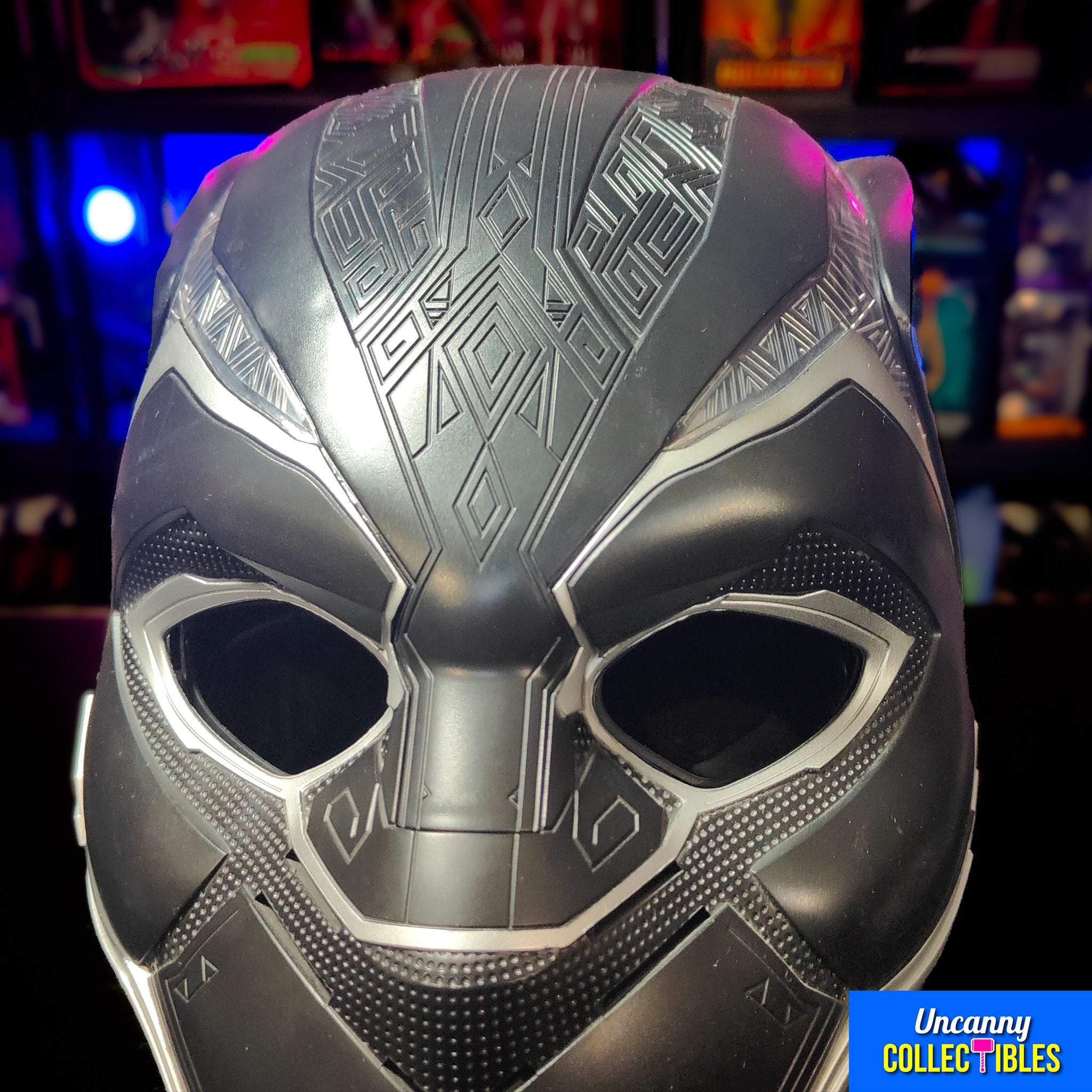 Marvel Legends Black Panther Electronic Helmet Hasbro 2022 – Avengers, Hasbro, 35 cm, 2019, pre-owned collector piece, Uncanny Collectibles Dublin Ireland