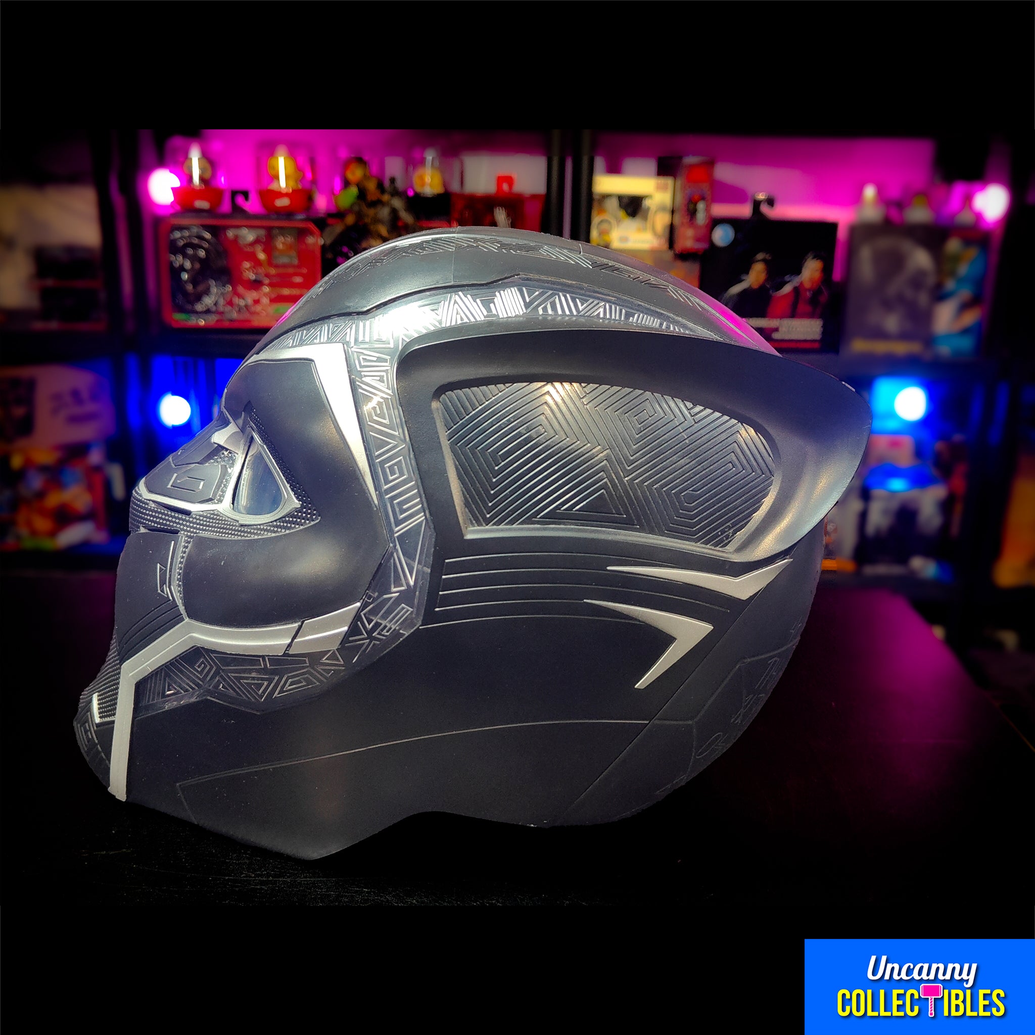 Marvel Legends Black Panther Electronic Helmet Hasbro 2022 – Avengers, Hasbro, 35 cm, 2019, pre-owned collector piece, Uncanny Collectibles Dublin Ireland