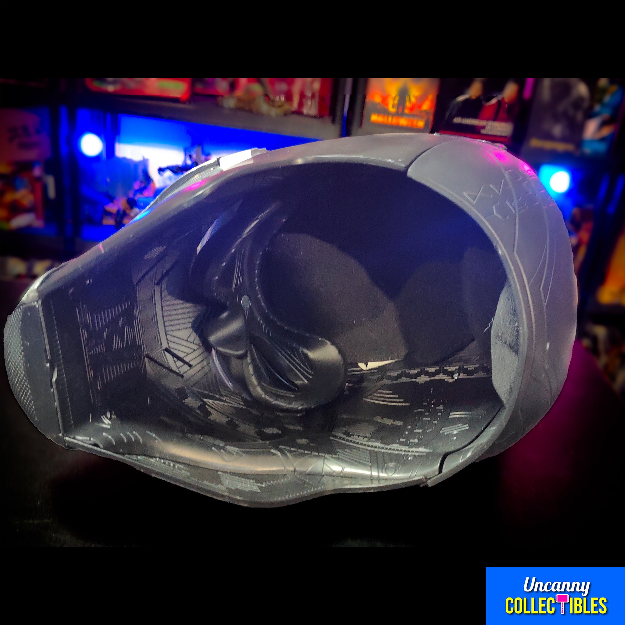 Marvel Legends Black Panther Electronic Helmet Hasbro 2022 – Avengers, Hasbro, 35 cm, 2019, pre-owned collector piece, Uncanny Collectibles Dublin Ireland