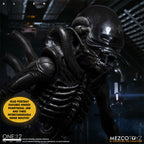 Alien Mezco Toyz One:12 Collective Action Figure 18cm