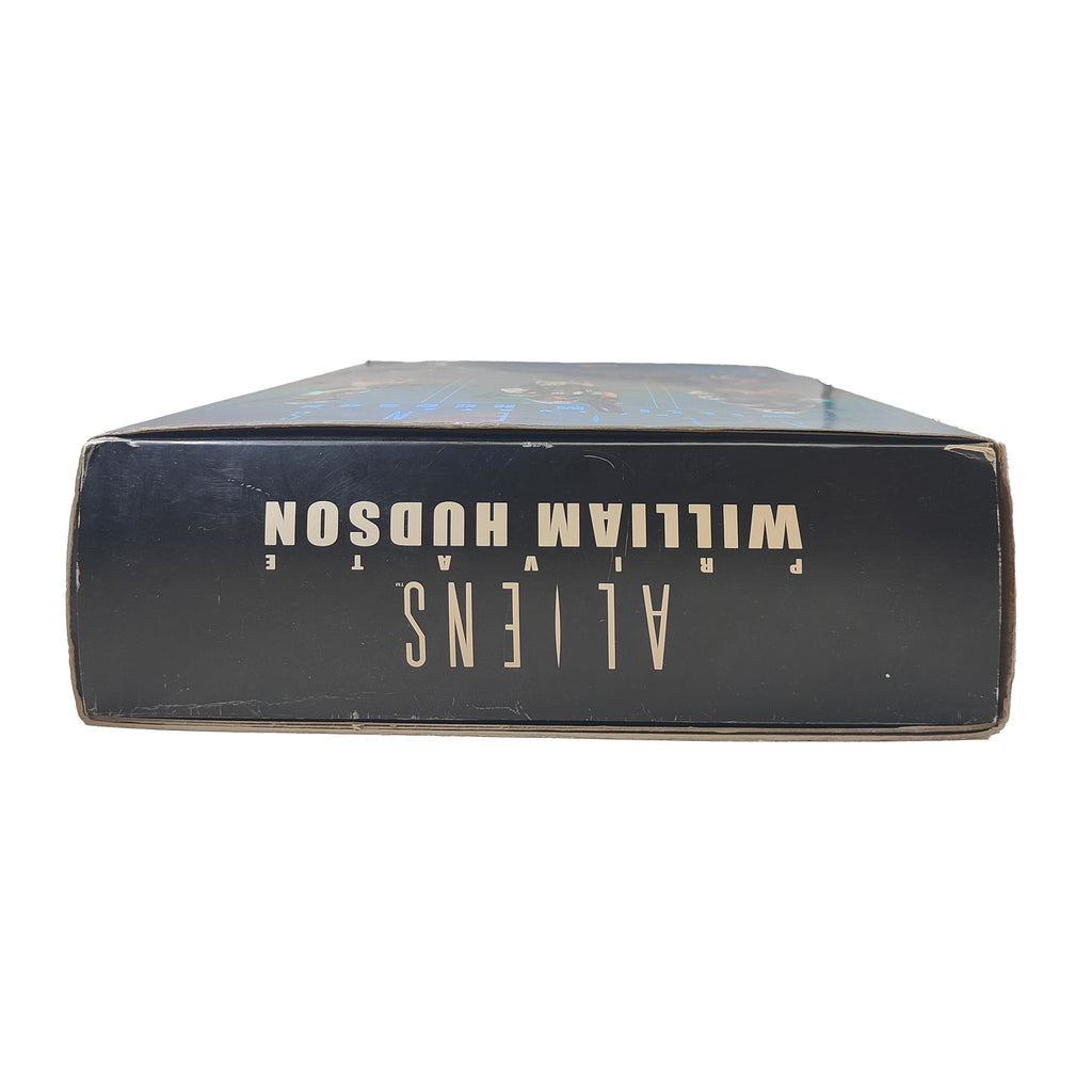 Aliens Private William Hudson Hot Toys Action Figure 2007 30cm – Alien, Vintage Brands, 30 cm, 2007, pre-owned collector piece, Uncanny Collectibles Dublin Ireland