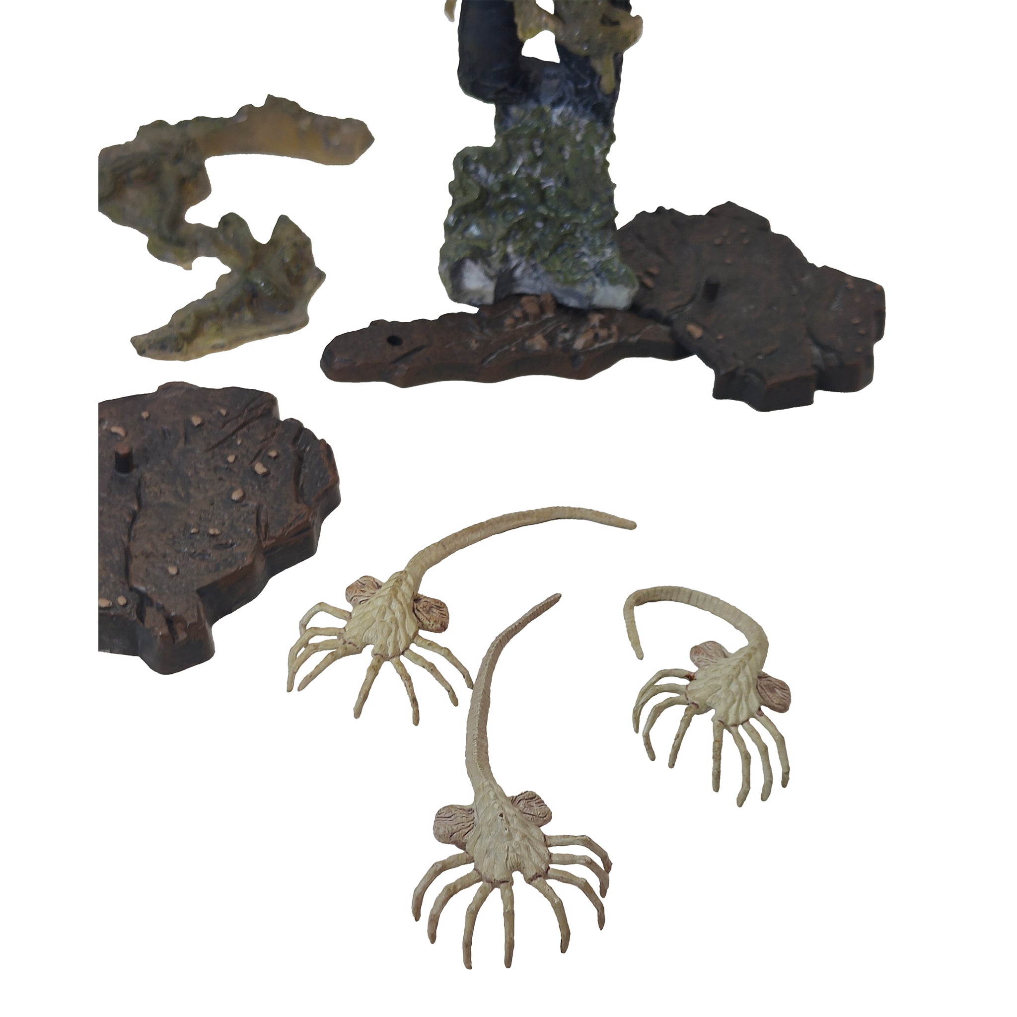 Aliens McFarlane Movie Maniacs 6 Cocooned Victim and 3 Facehuggers Incomplete