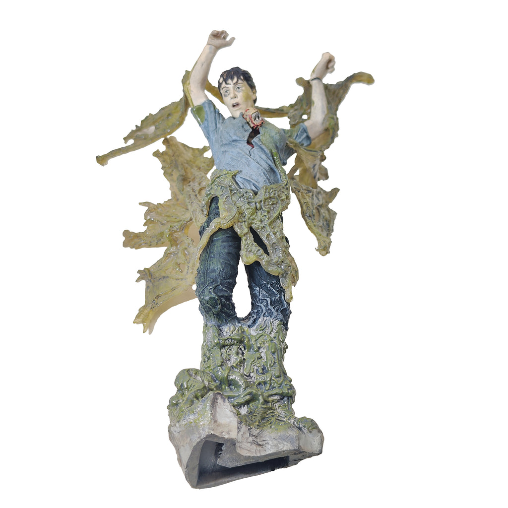 Aliens McFarlane Movie Maniacs 6 Cocooned Victim and 3 Facehuggers Incomplete