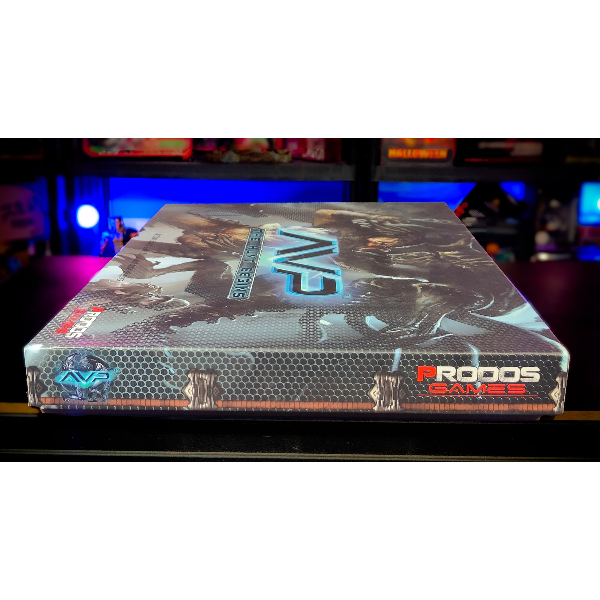 AVP Alien vs Predator The Hunt Begins 1st Edition Prodos Games Board Game 2015 Incomplete