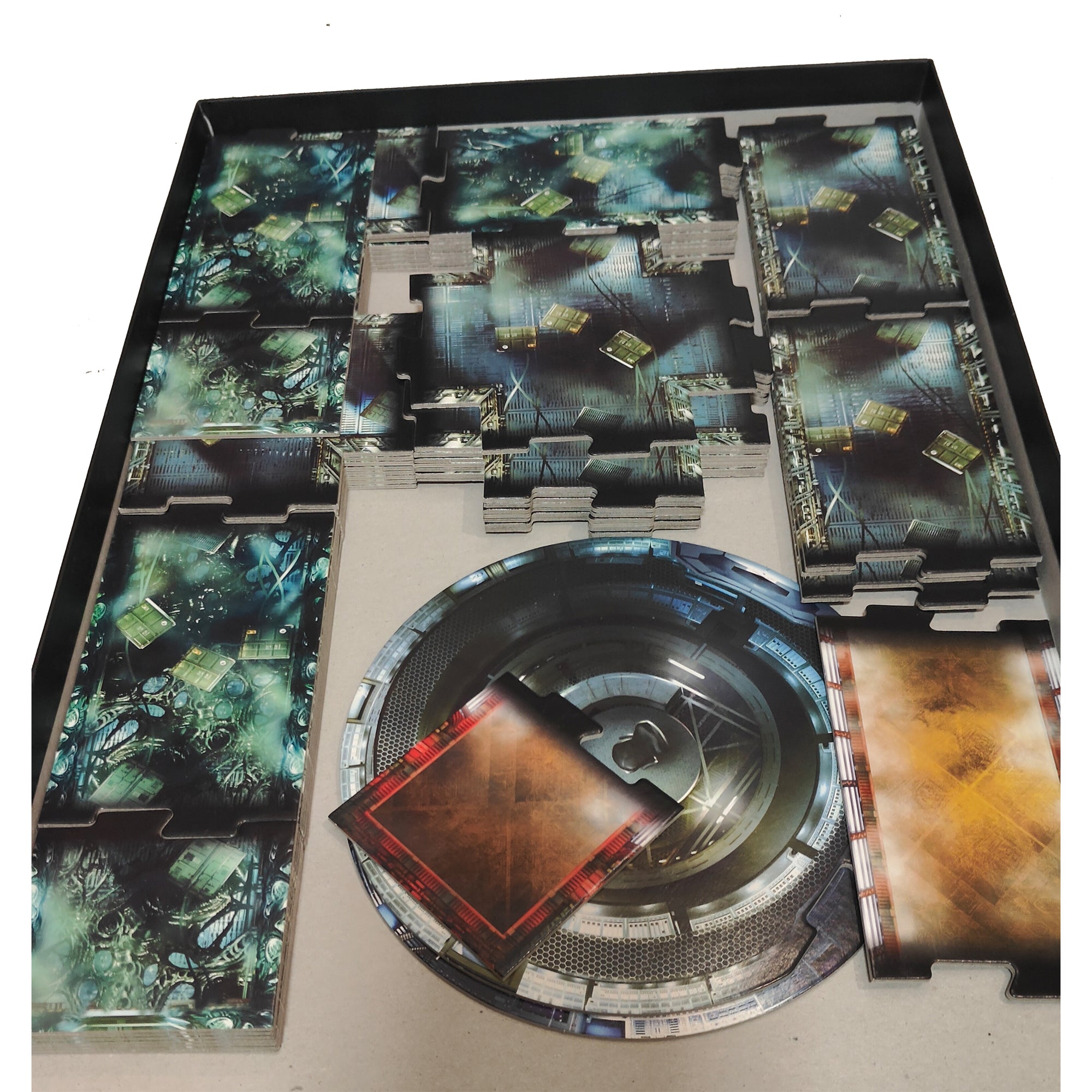 AVP Alien vs Predator The Hunt Begins 1st Edition Prodos Games Board Game 2015 Incomplete