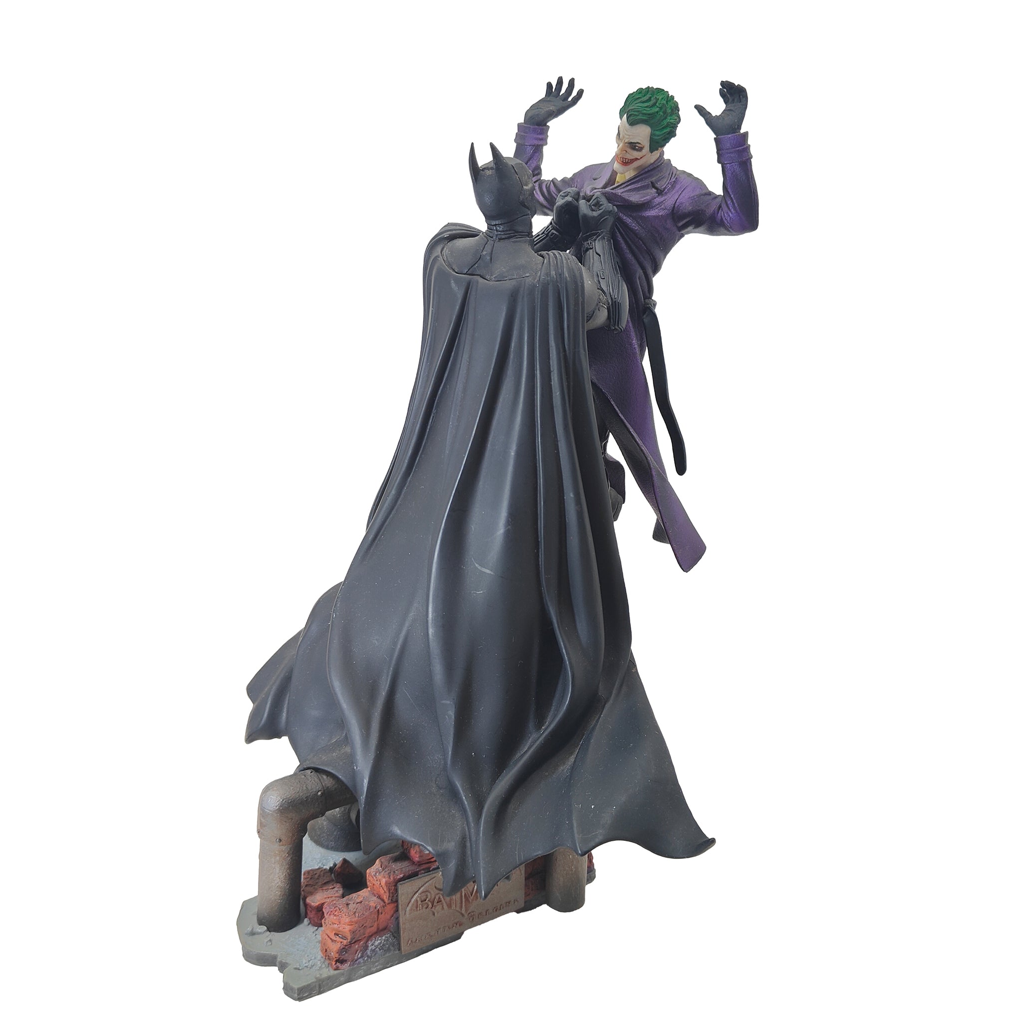 Batman Arkham Origins Batman VS Joker Collectors Edition Statue Warner Bros 2013 28cm – Batman, Vintage Brands, 28 cm, 2013, pre-owned collector piece, Uncanny Collectibles Dublin Ireland