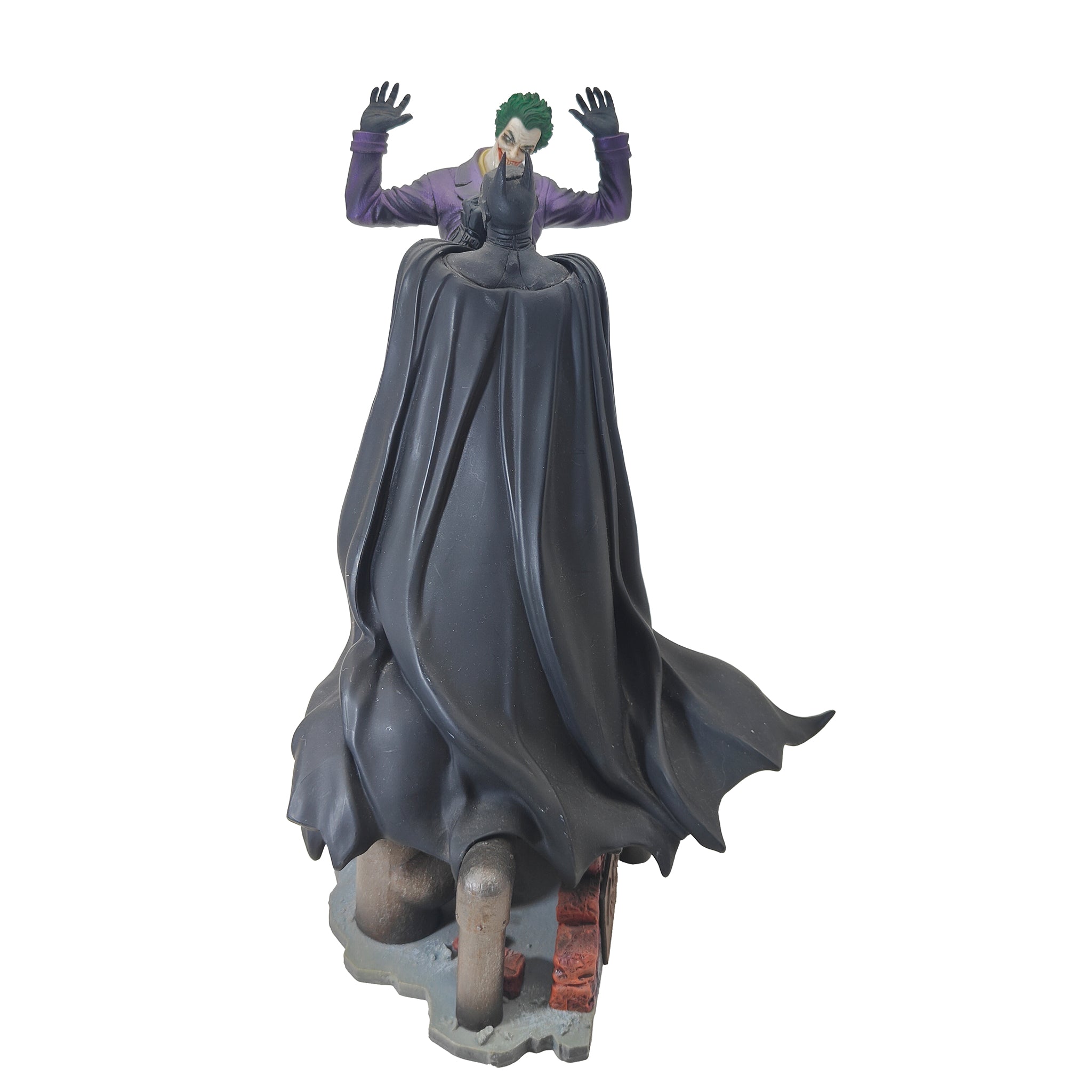 Batman Arkham Origins Batman VS Joker Collectors Edition Statue Warner Bros 2013 28cm – Batman, Vintage Brands, 28 cm, 2013, pre-owned collector piece, Uncanny Collectibles Dublin Ireland