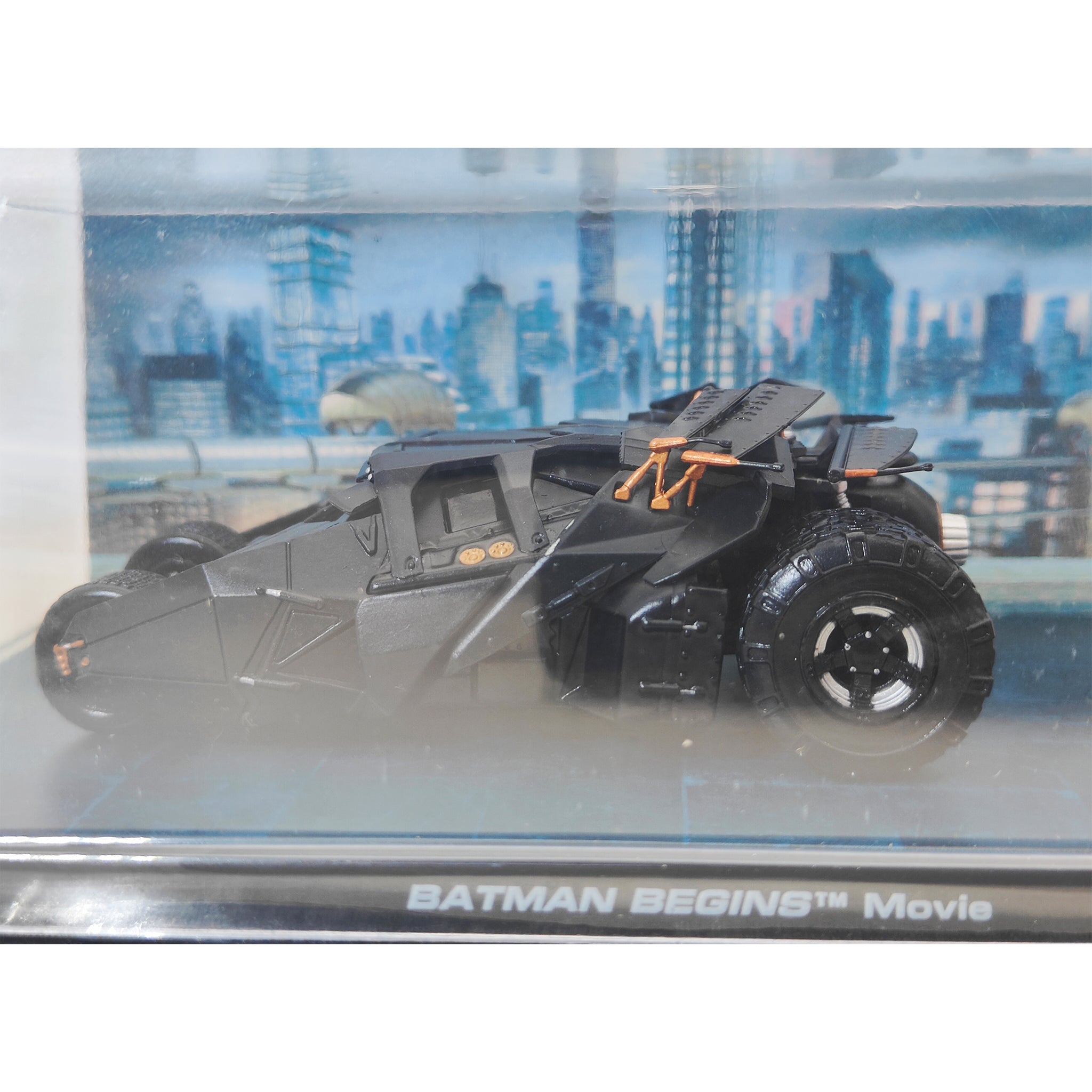 Batman Begins Tumbler  Batmobile Eaglemoss Automobilia 1:43 Die Cast – Batman, Vintage Brands, 13 cm, pre-owned collector piece, Uncanny Collectibles Dublin Ireland
