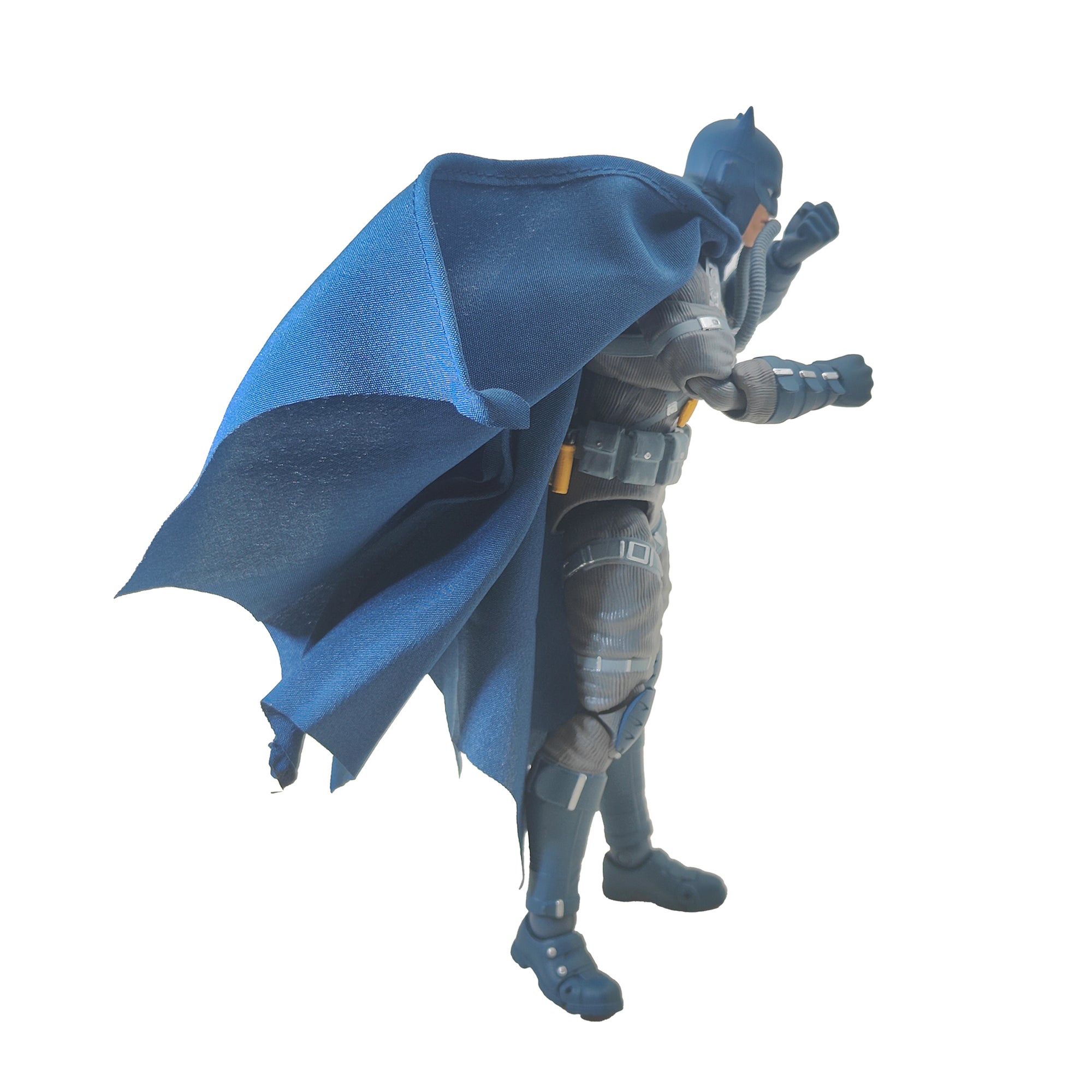 Batman Hush Stealth Jumper Batman Mafex Action Figure 2022 16cm