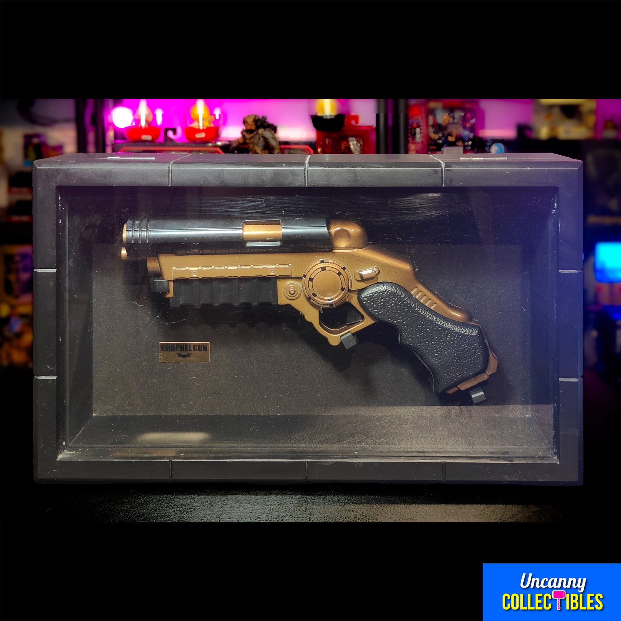 Batman The Dark Knight Replica 1/1 Grapnel Gun The Noble Collection – Batman, The Noble Collection, 60 cm, 2012, pre-owned collector piece, Uncanny Collectibles Dublin Ireland