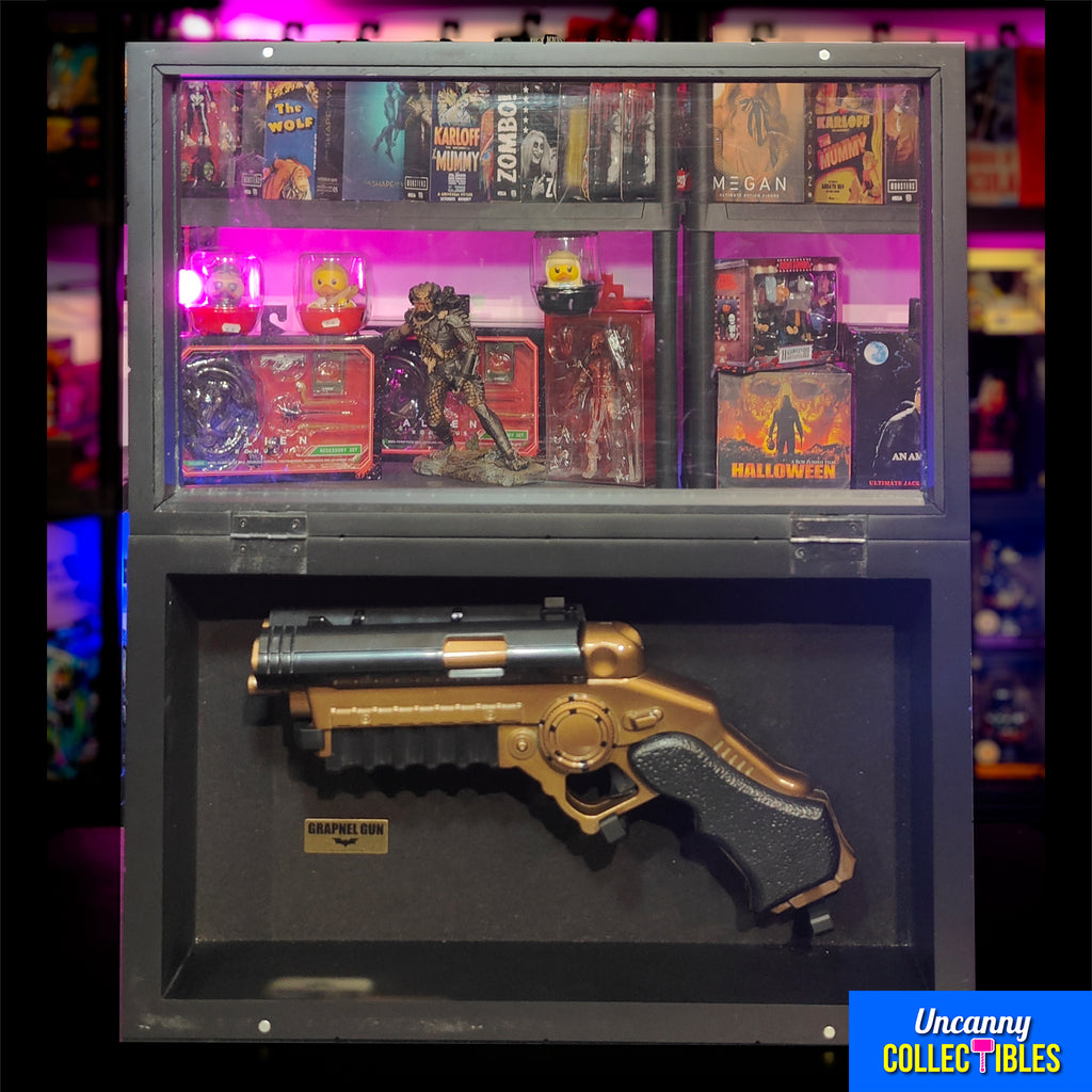 Batman The Dark Knight Replica 1/1 Grapnel Gun The Noble Collection – Batman, The Noble Collection, 60 cm, 2012, pre-owned collector piece, Uncanny Collectibles Dublin Ireland