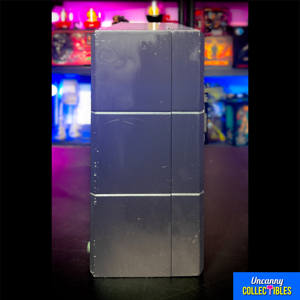 Batman The Dark Knight Replica 1/1 Grapnel Gun The Noble Collection – Batman, The Noble Collection, 60 cm, 2012, pre-owned collector piece, Uncanny Collectibles Dublin Ireland