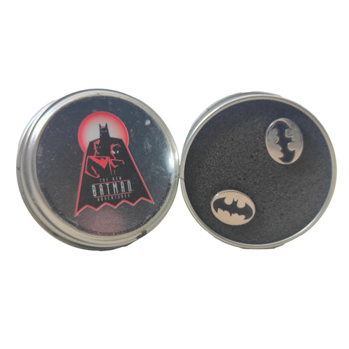 Batman The New Adventures Animated Series Bat Signal Cufflinks 1999 – Batman, Vintage Brands, 2 cm, 1999, pre-owned collector piece, Uncanny Collectibles Dublin Ireland