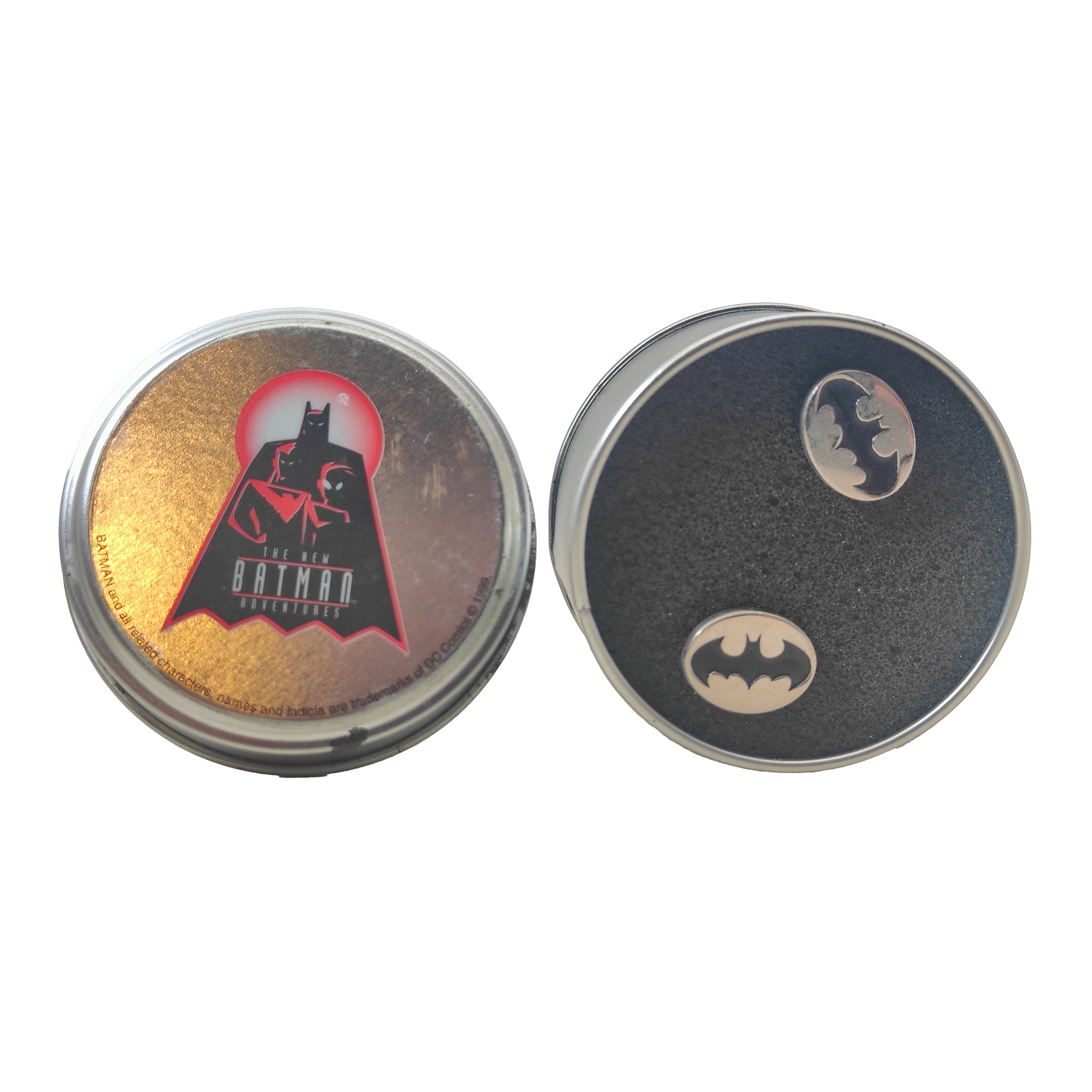 Batman The New Adventures Animated Series Bat Signal Cufflinks 1999 – Batman, Vintage Brands, 2 cm, 1999, pre-owned collector piece, Uncanny Collectibles Dublin Ireland