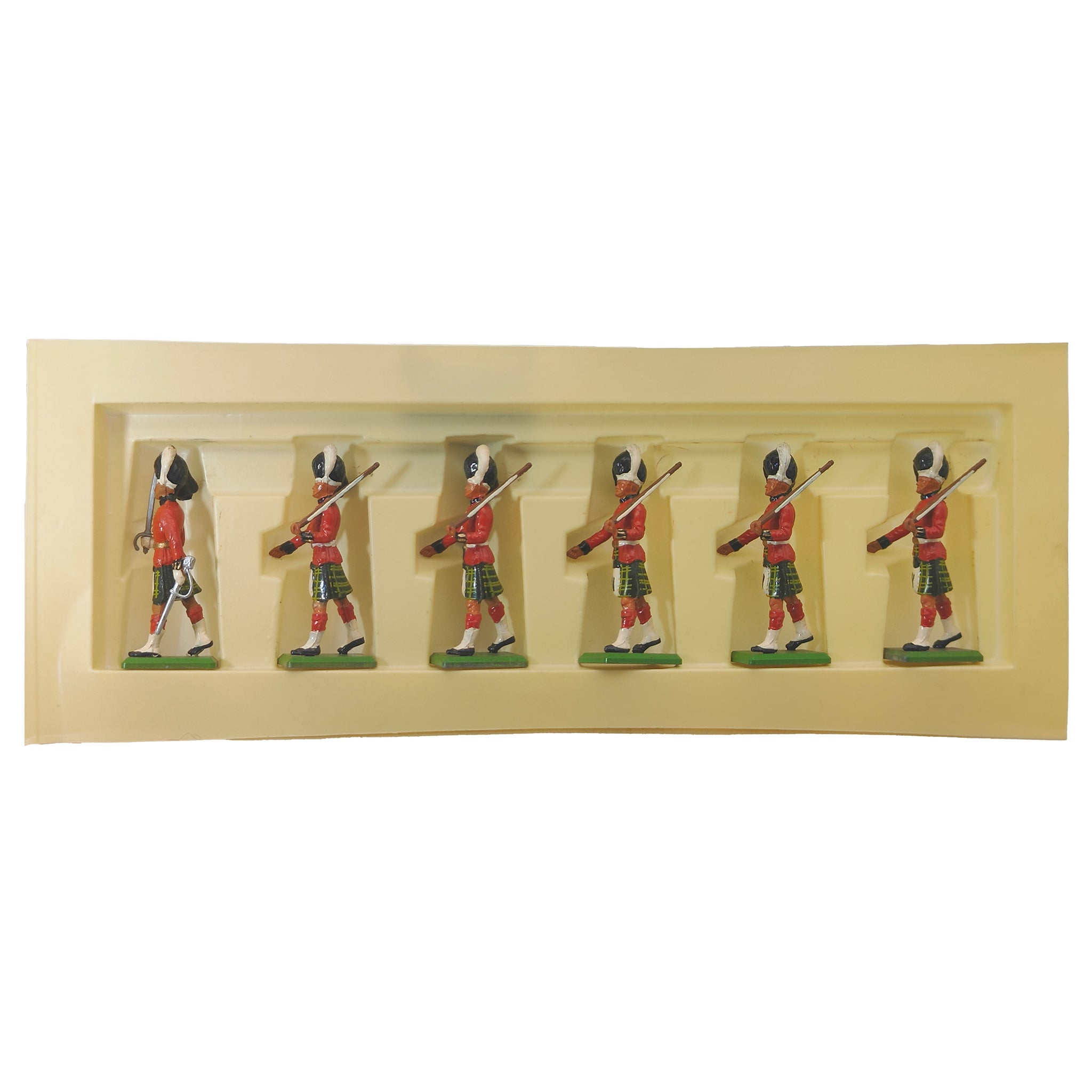 Britains Metal Models  6 Gordon Highlanders 7245 1986 – Military, Britains, 5 cm, 1986, pre-owned collector piece, Uncanny Collectibles Dublin Ireland