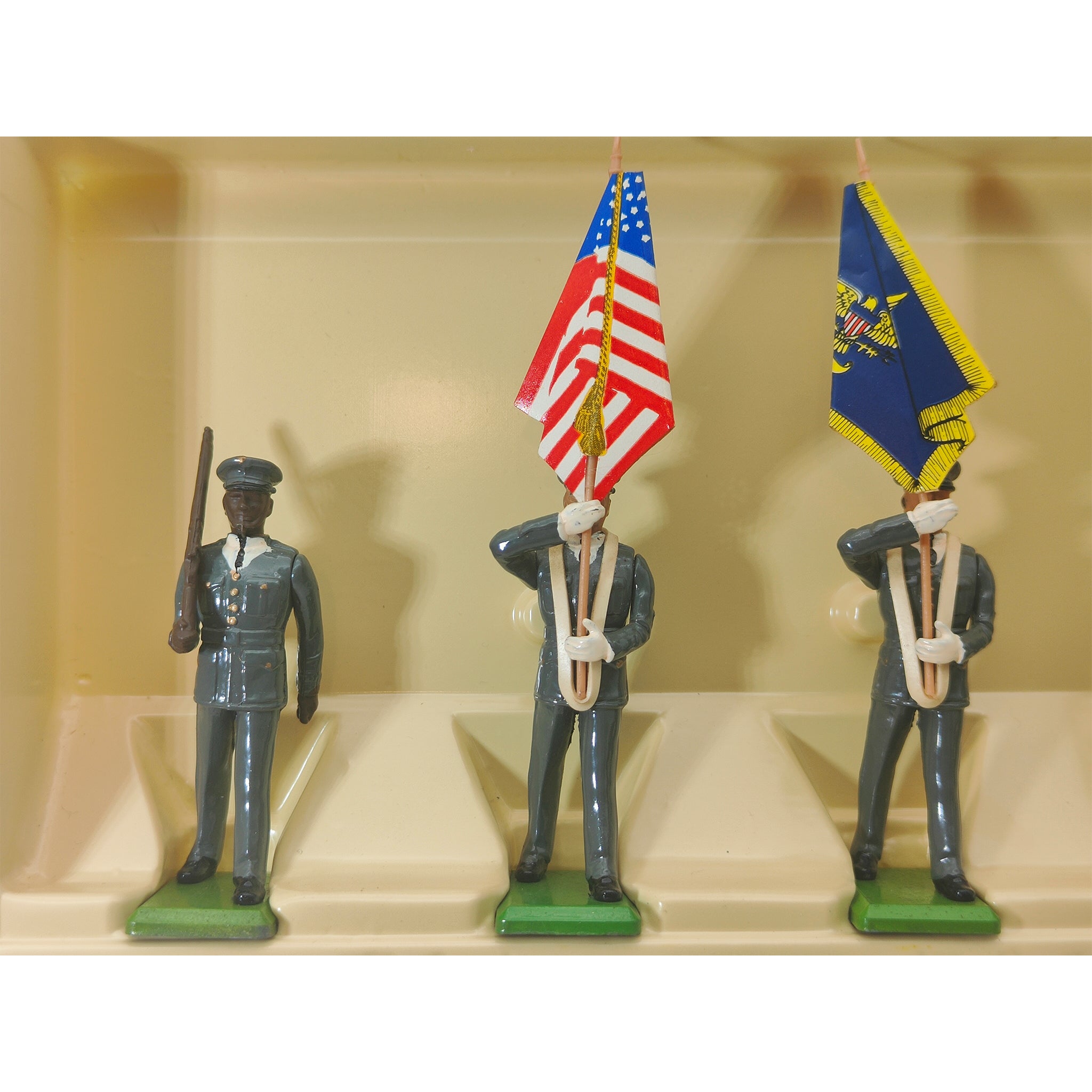 Britains Metal Models U.S. Army Colour Party 7306 1986 – Military, Britains, 5 cm, 1986, pre-owned collector piece, Uncanny Collectibles Dublin Ireland