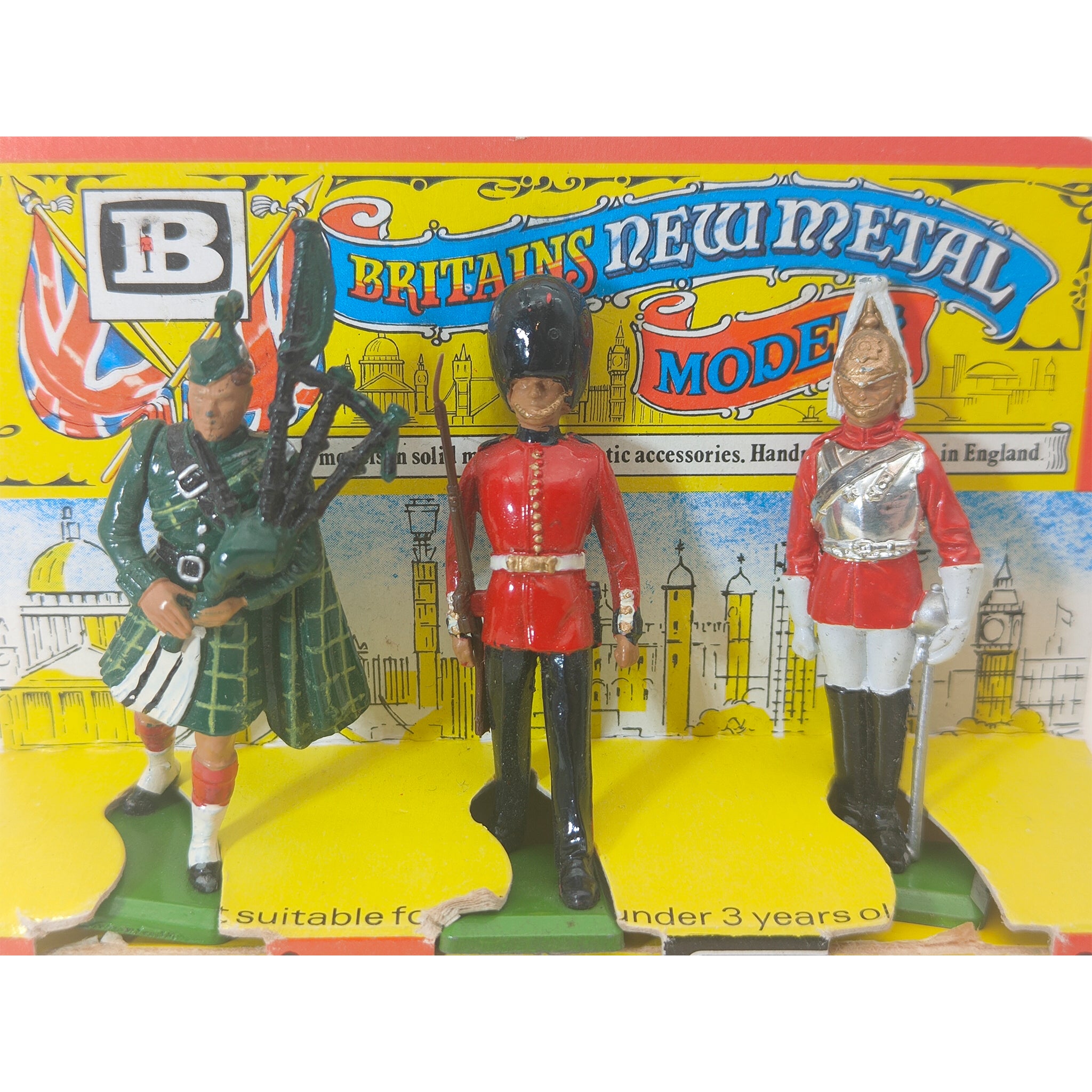 Britains New Metal Models Highland Bagpiper Foot Guard & Life Guard 1986 – Military, Britains, 5 cm, 1986, pre-owned collector piece, Uncanny Collectibles Dublin Ireland