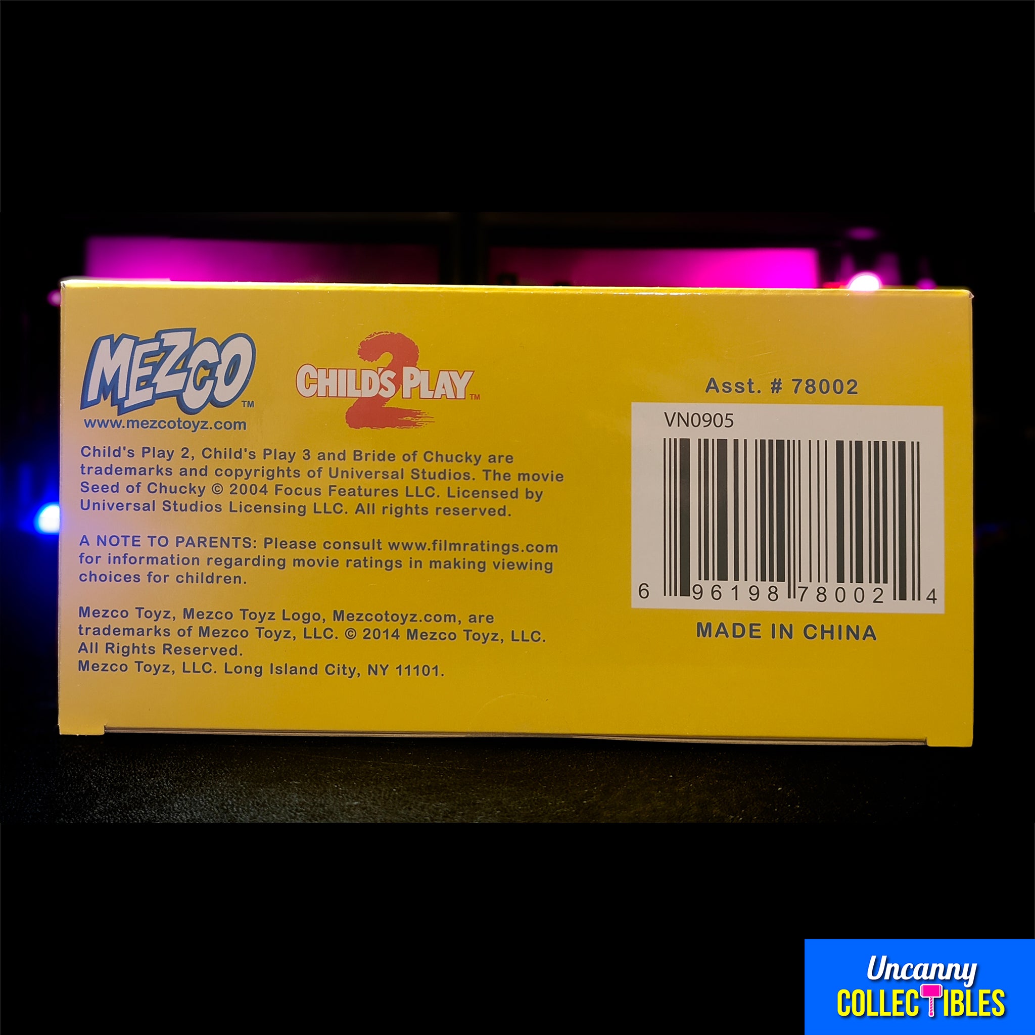 Childs Play Talking Chucky Mezco Toyz Action Figure 38cm