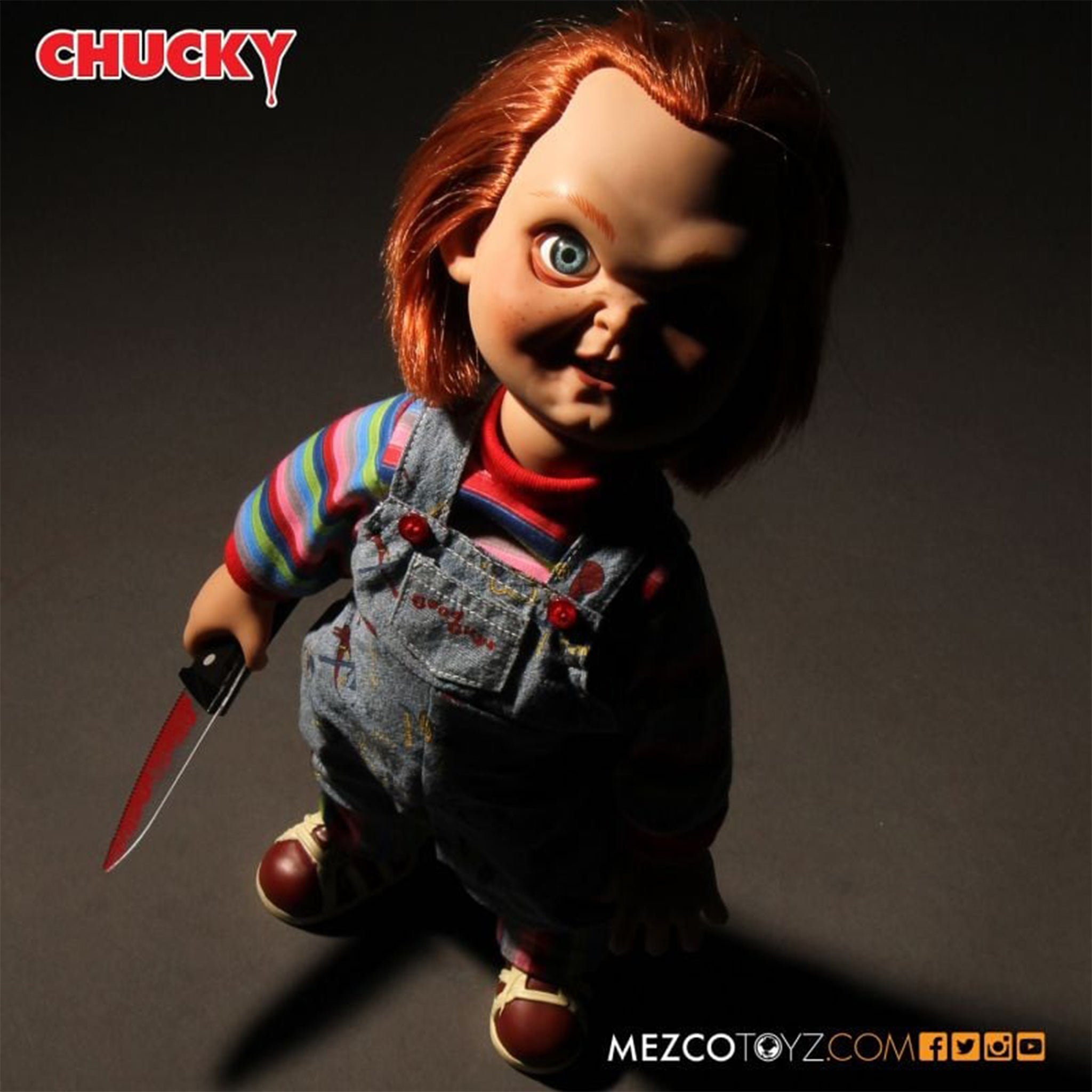 Childs Play Talking Chucky Mezco Toyz Action Figure 38cm
