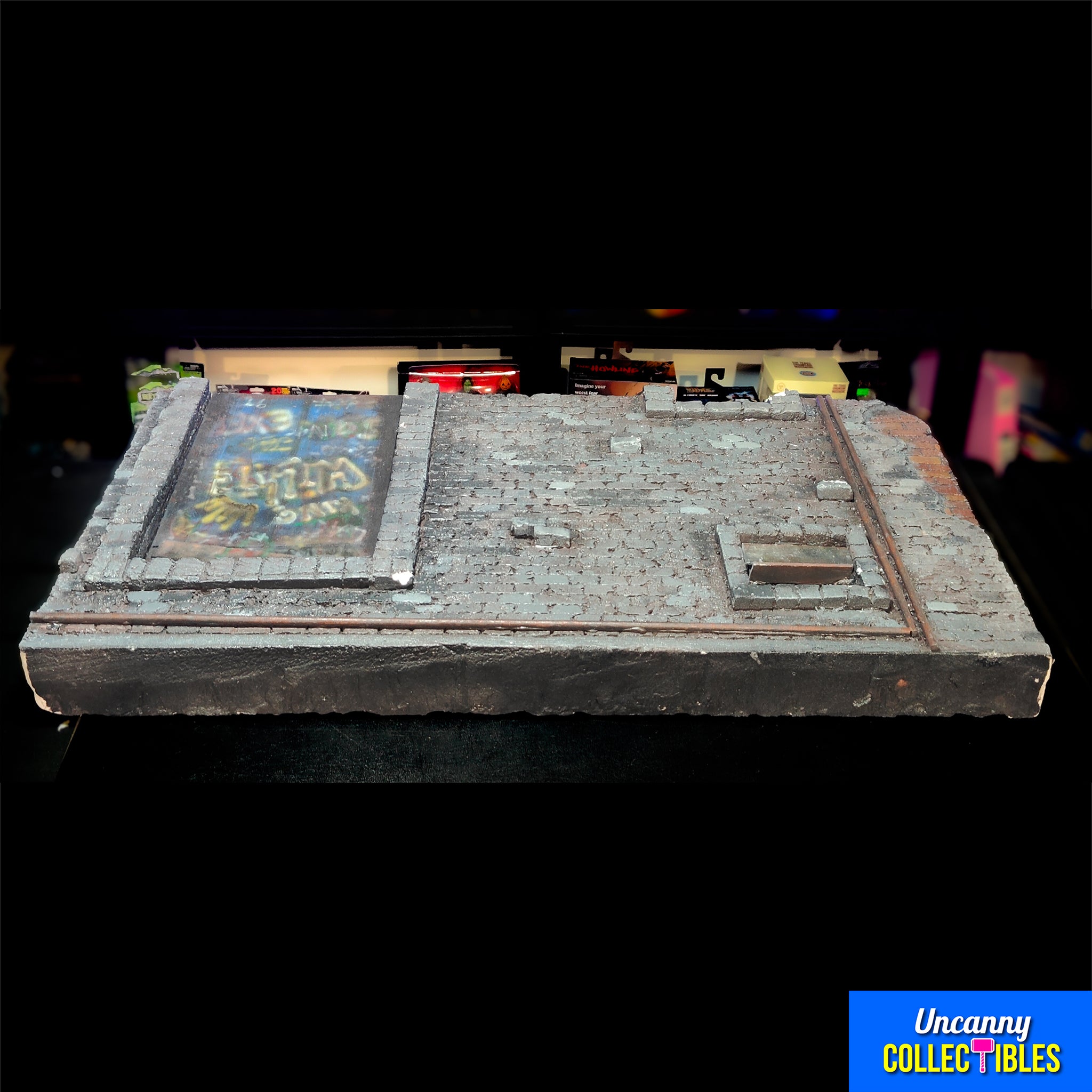 Custom Predator 2 Alley Diorama with 2 NECA Predator Figures