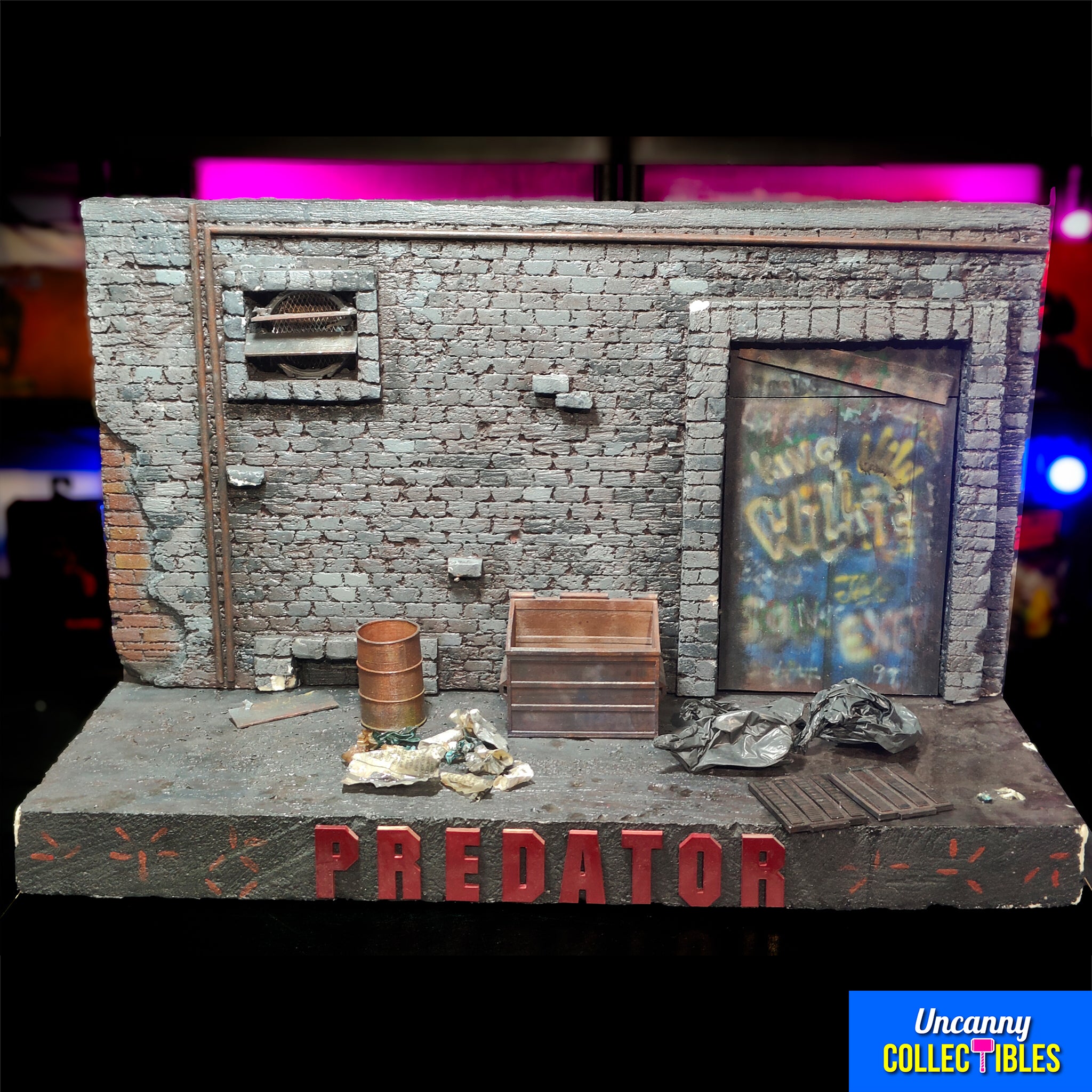Custom Predator 2 Alley Diorama with 2 NECA Predator Figures