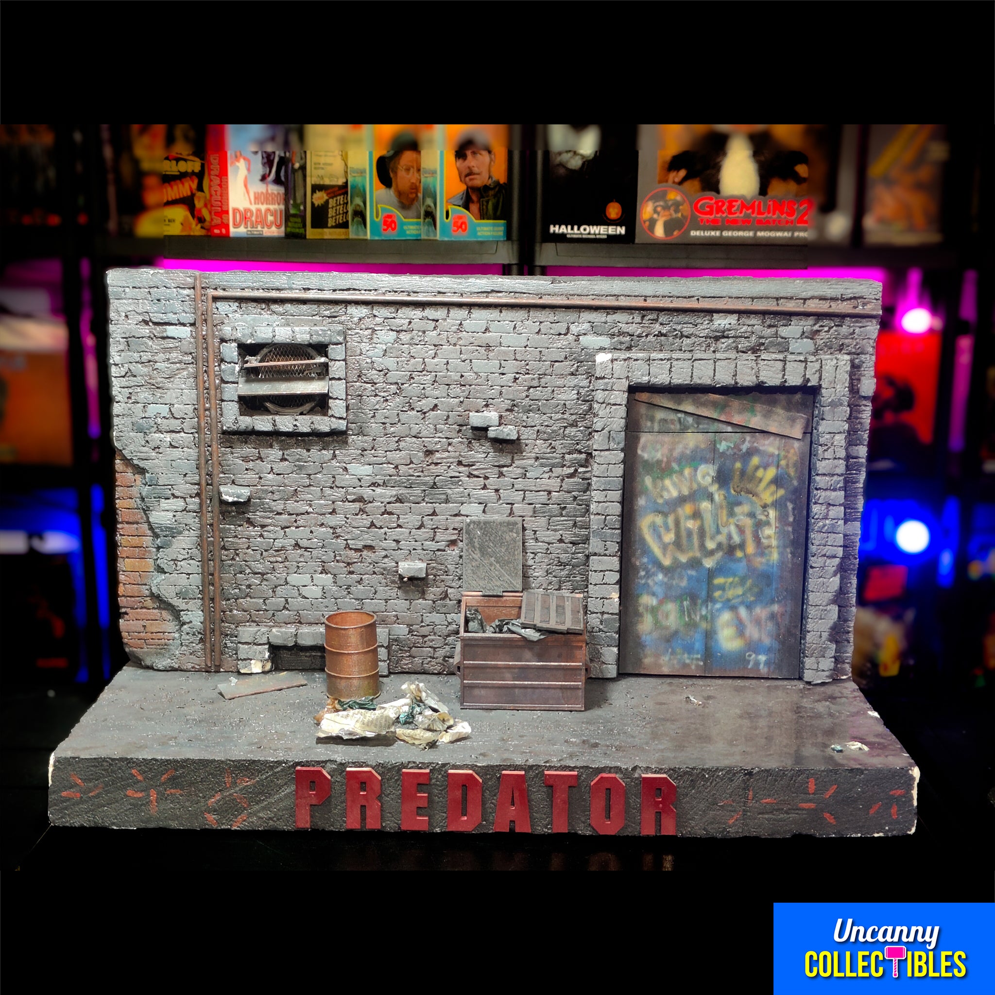 Custom Predator 2 Alley Diorama with 2 NECA Predator Figures