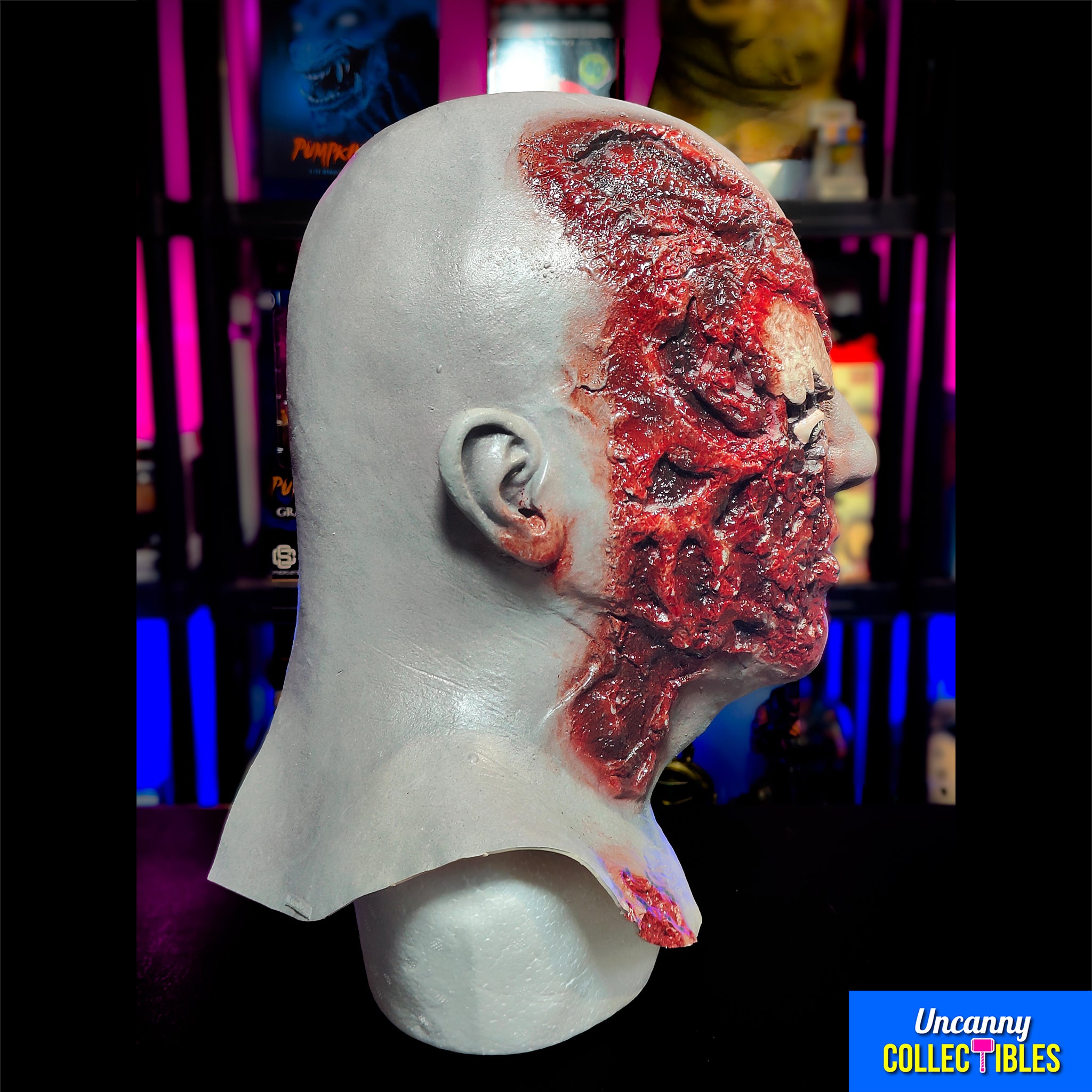 Dawn Of The Dead Airport Zombie Trick or Treat Studios Full Head Latex Mask – Dawn of the Dead, Trick or Treat Studios, 35 cm, 2024, brand new collector item, Uncanny Collectibles Dublin Ireland