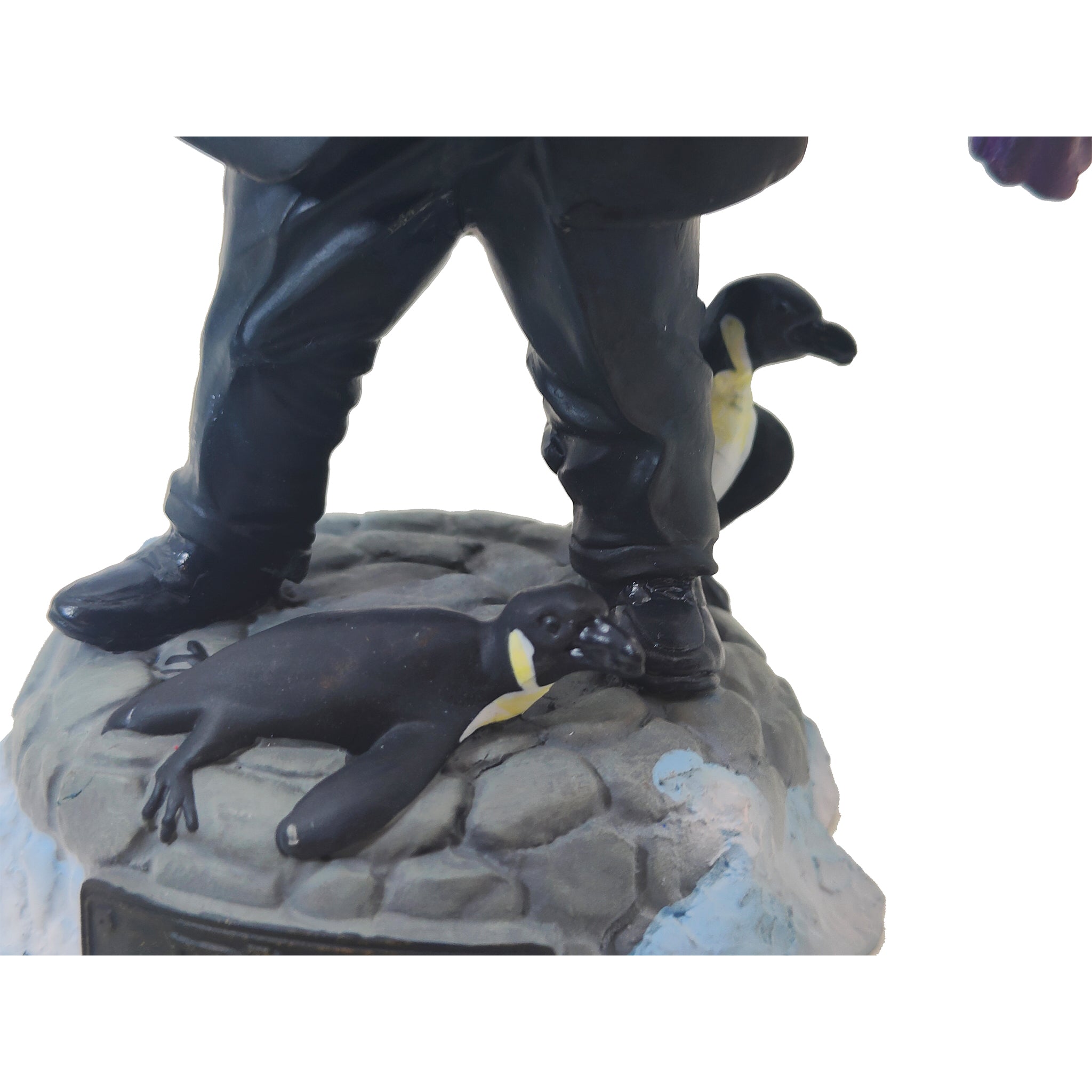 DC Batman Headstrong Villains Penguin Monogram Masterworks Bobblehead 2004 – Batman, Vintage Brands, 16.5 cm, 2004, pre-owned collector piece, Uncanny Collectibles Dublin Ireland