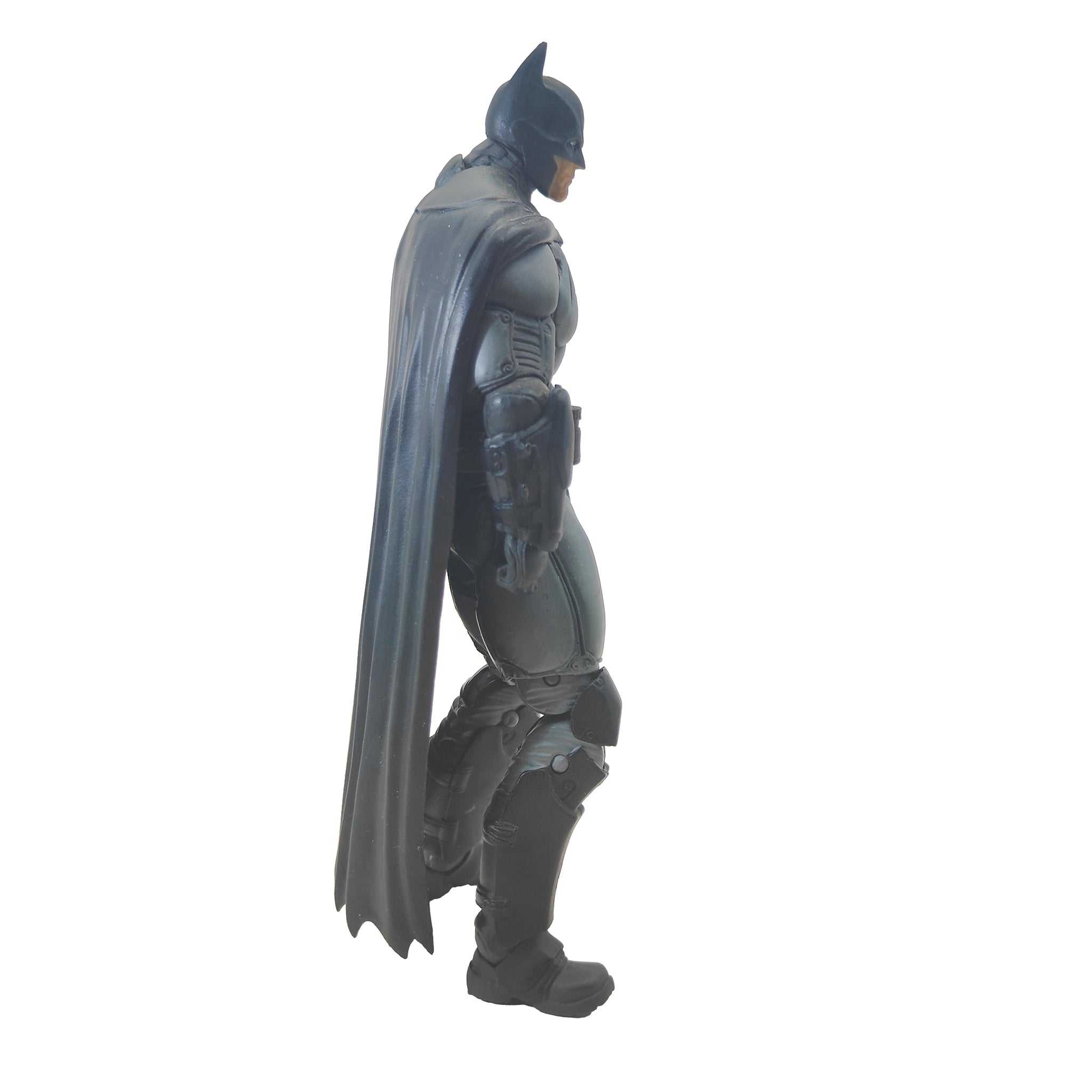 DC Collectibles Arkham Origins Batman Action Figure 2013 18cm – Batman, Vintage Brands, 18 cm, 2013, pre-owned collector piece, Uncanny Collectibles Dublin Ireland