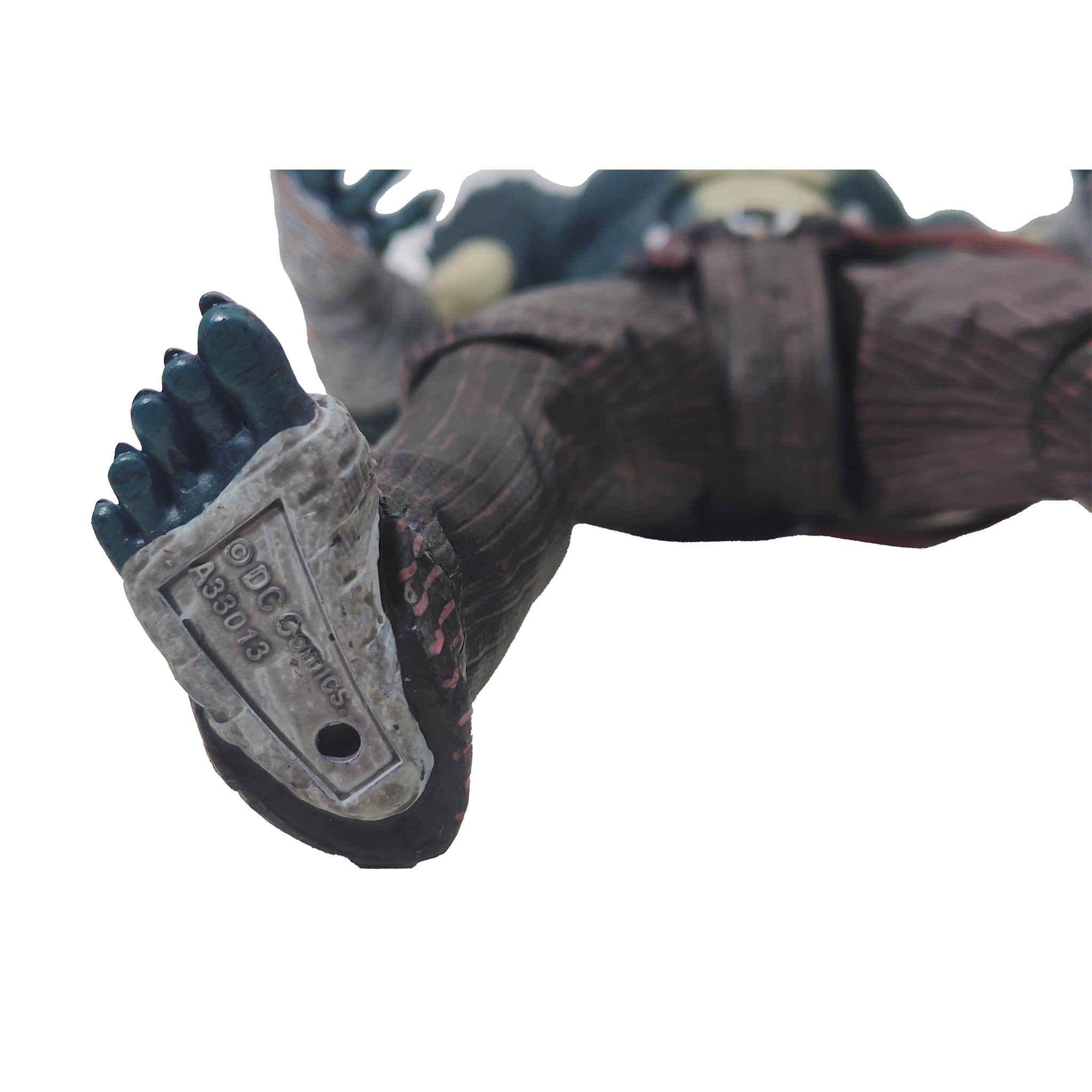 DC Collectibles Batman Arkham Origins Killer Croc Deluxe Action Figure – Batman, Vintage Brands, 25 cm, pre-owned collector piece, Uncanny Collectibles Dublin Ireland