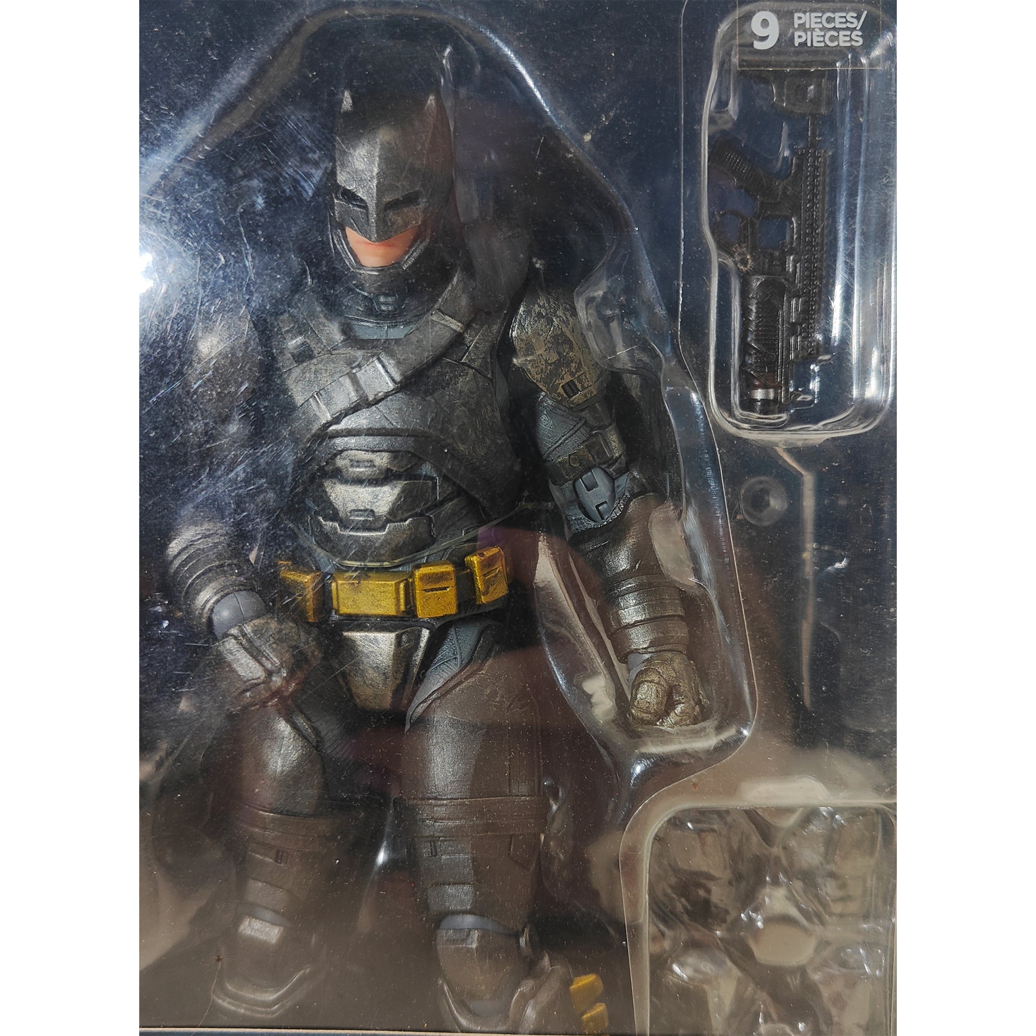 DC Collectibles DC Films Batman V Superman Series Armored Batman Action Figure 2016 18cm – Batman, Vintage Brands, 18 cm, 2016, pre-owned collector piece, Uncanny Collectibles Dublin Ireland