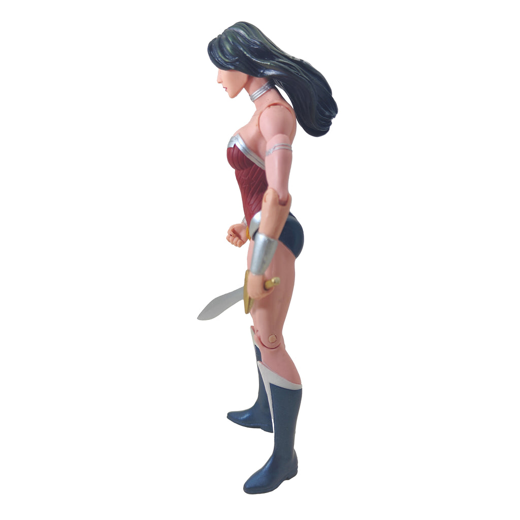 DC Collectibles New 52 Justice League Wonder Woman Action Figure 2012 – DC Heroes, Vintage Brands, 17 cm, 2012, pre-owned collector piece, Uncanny Collectibles Dublin Ireland