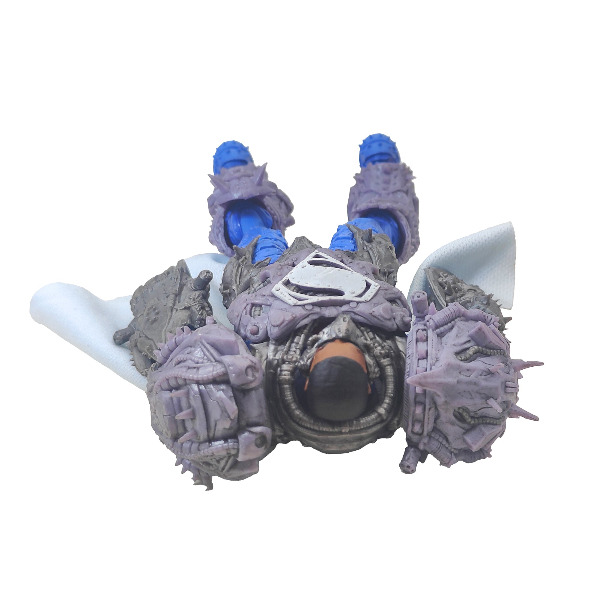 DC Direct Page Punchers Earth 2 Superman McFarlane Toys Action Figure Platinum Edition 2024 18cm – Superman, McFarlane Toys, 18 cm, 2024, pre-owned collector piece, Uncanny Collectibles Dublin Ireland