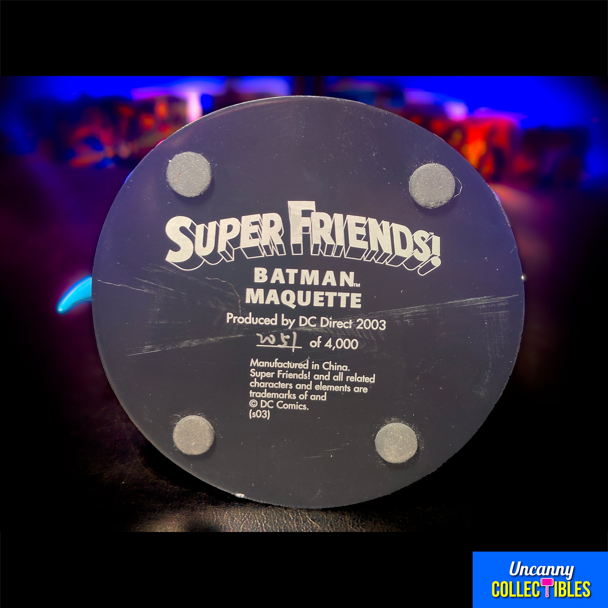 DC Direct Super Friends Batman Maquette Limited Edition 2051 of 4000 – Batman, Vintage Brands, 22 cm, 2051, pre-owned collector piece, Uncanny Collectibles Dublin Ireland