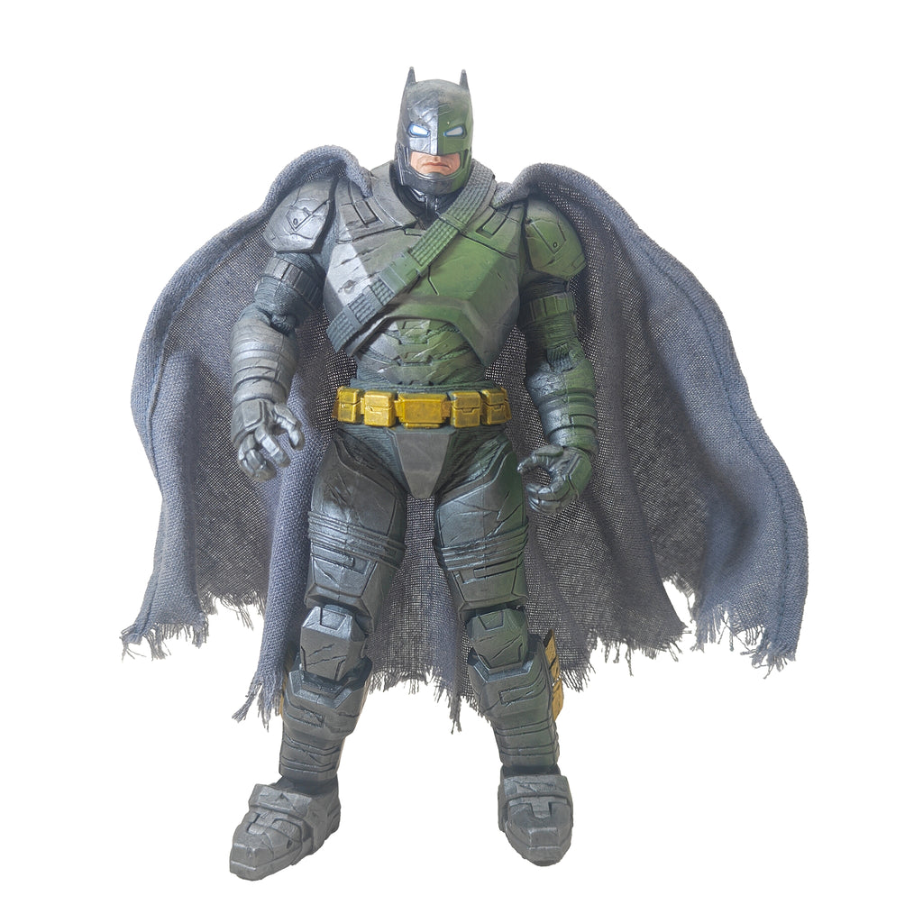 DC Multiverse Batman Armored Suit Batman V Superman McFarlane Toys Action Figure Platinum Edition