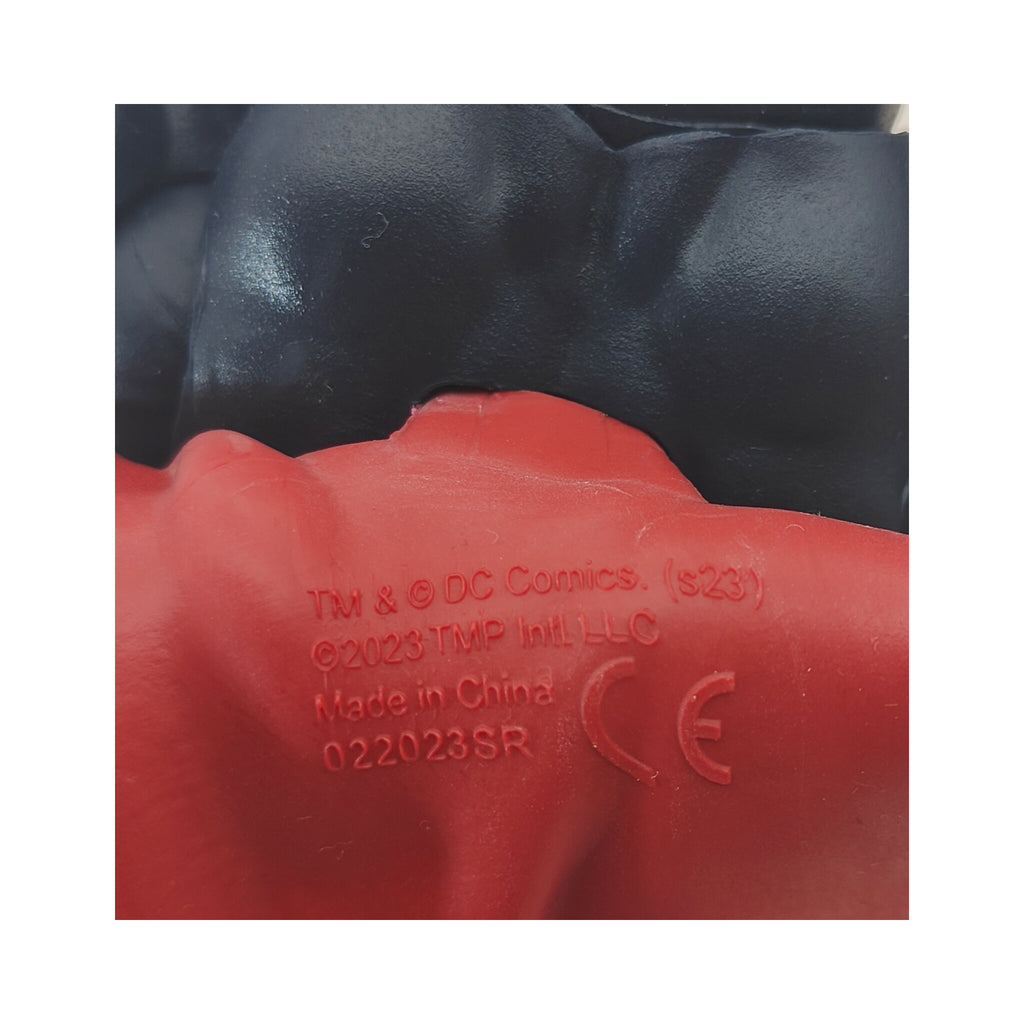 DC Multiverse Vampire Superman DC Vs Vampires McFarlane Toys Action Figure Gold Label 2023 18cm – Superman, McFarlane Toys, 18 cm, 2023, pre-owned collector piece, Uncanny Collectibles Dublin Ireland