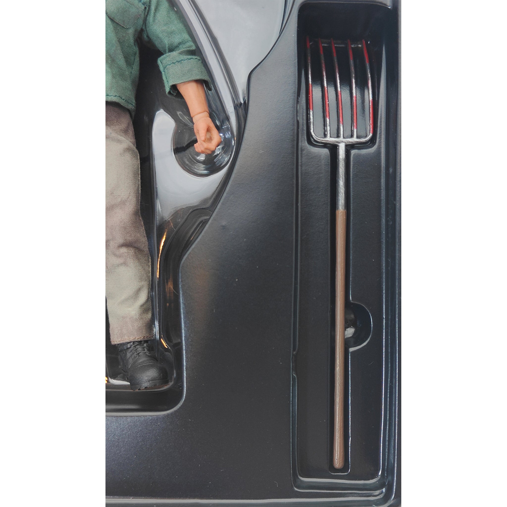 Friday The 13th Jason Voorhees Mezco Toyz One:12 Collective Action Figure 2018 16cm – Friday The 13th, Mezco Toyz, 16 cm, 2018, pre-owned collector piece, Uncanny Collectibles Dublin Ireland