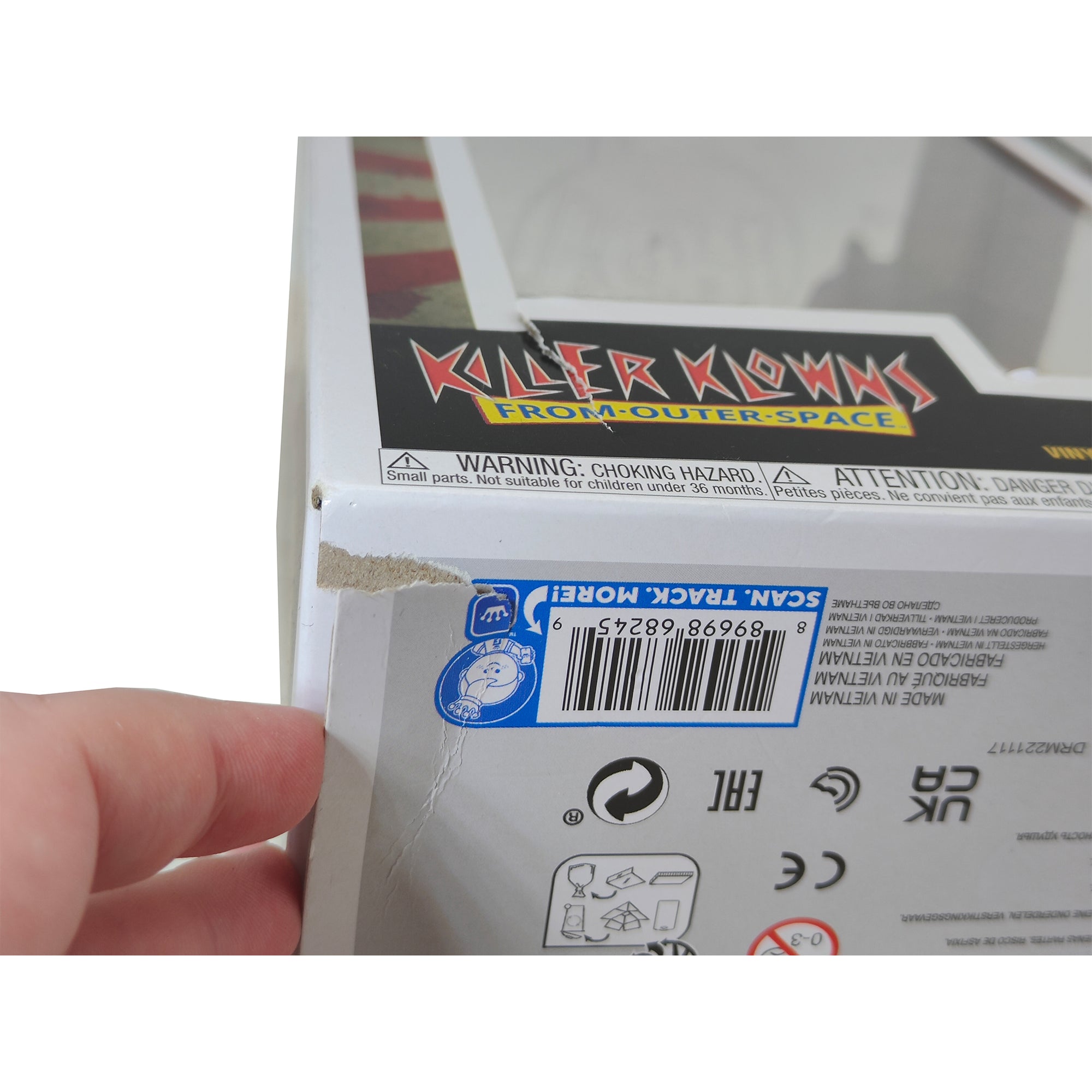 Funko POP VHS Covers Killer Klowns From Outer Space #15 Vinyl Figure 2022
