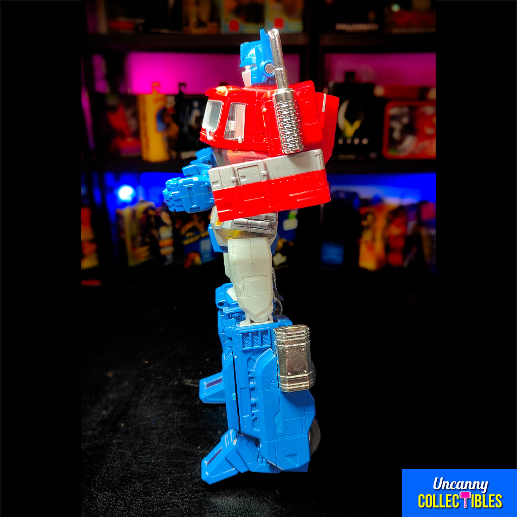 Hasbro Transformers Masterpiece Optimus Prime MP10 Action Figure