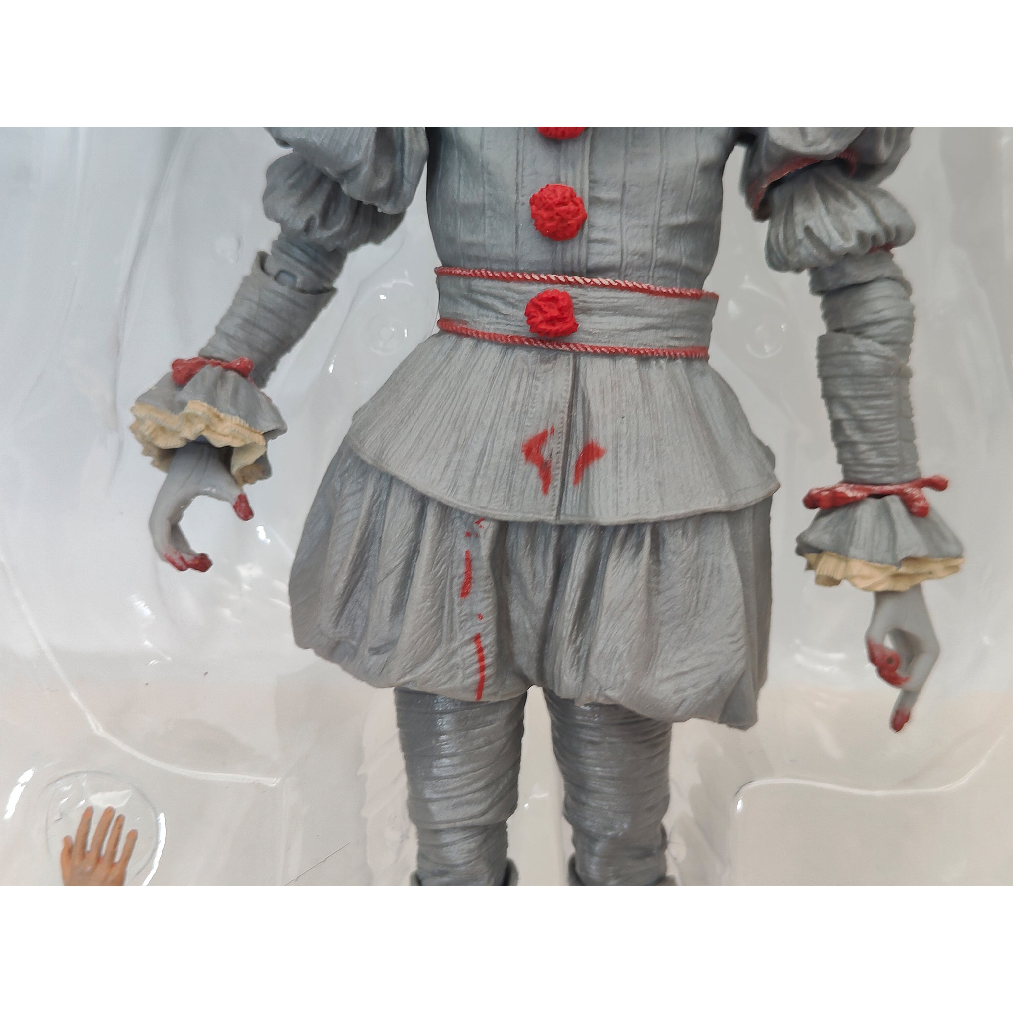 IT 2017 Ultimate Pennywise Bloody GameStop Exclusive NECA Action Figure