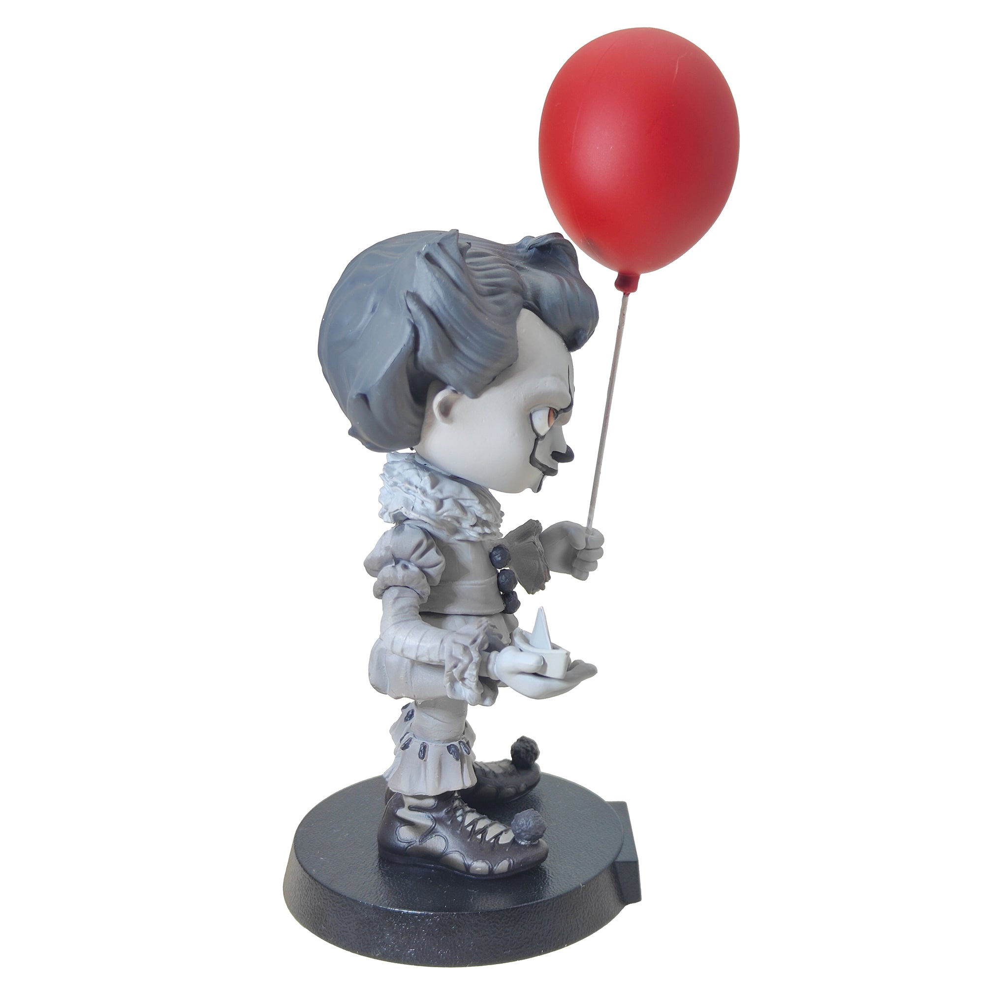 IT Black & White Pennywise Red Balloon MiniCo Horror 2019 17cm Zavvi Zbox Exclusive – IT, Iron Studios, 17 cm, 2019, pre-owned collector piece, Uncanny Collectibles Dublin Ireland