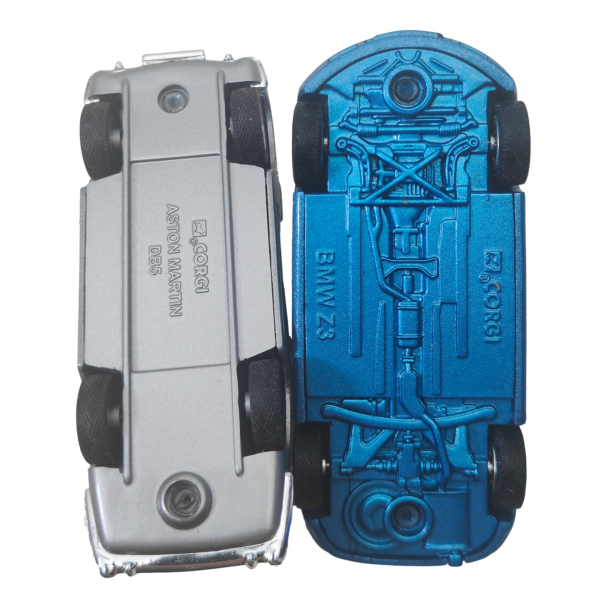 James Bond 007 Cars Film Canister Corgi 1:64 4-Piece Gift Set Collection 2003 – Movie Icons & Heroes, Corgi, 7 cm, 2003, pre-owned collector piece, Uncanny Collectibles Dublin Ireland