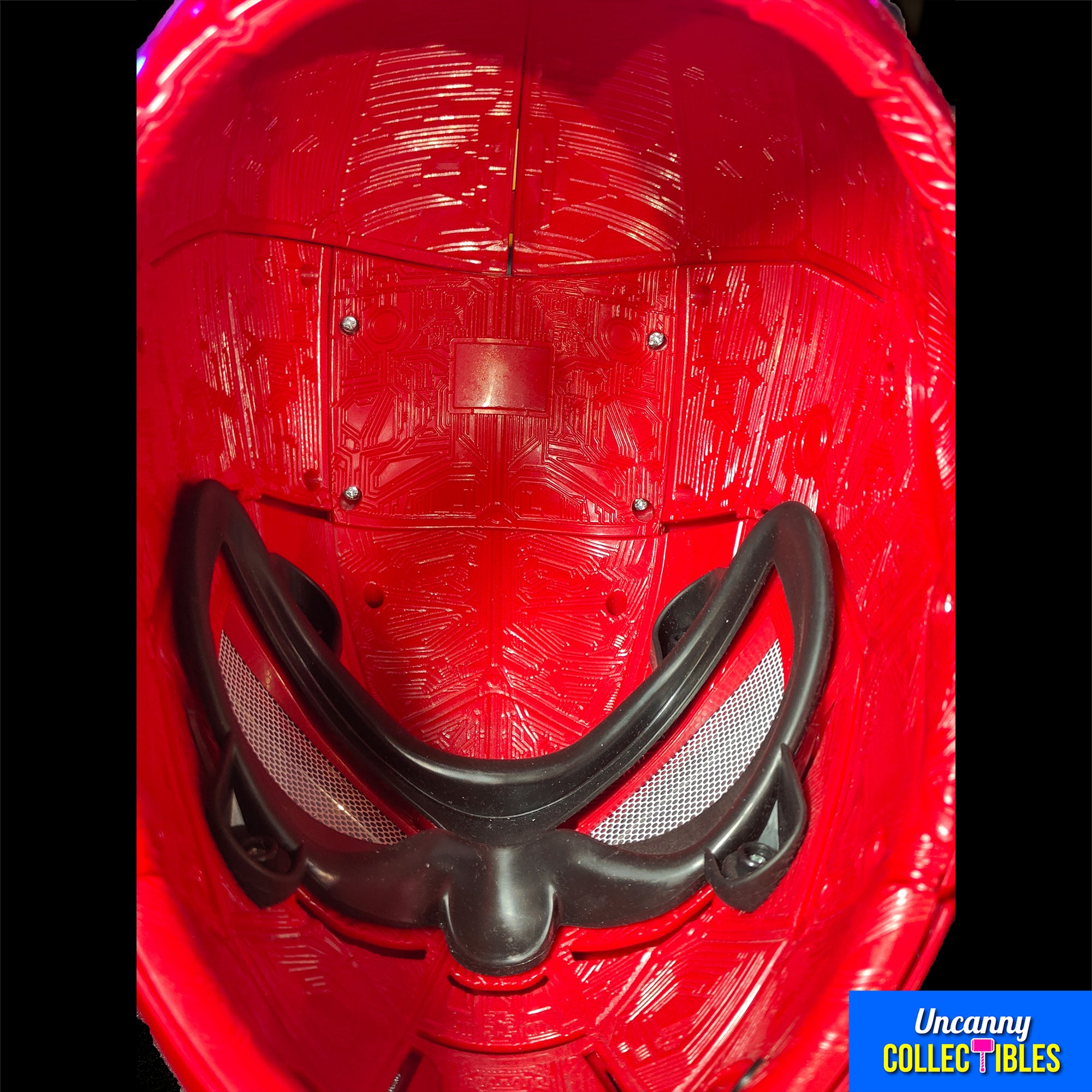 Marvel Legends Avengers Spider-Man Iron Spider Electronic Helmet Hasbro 2022
