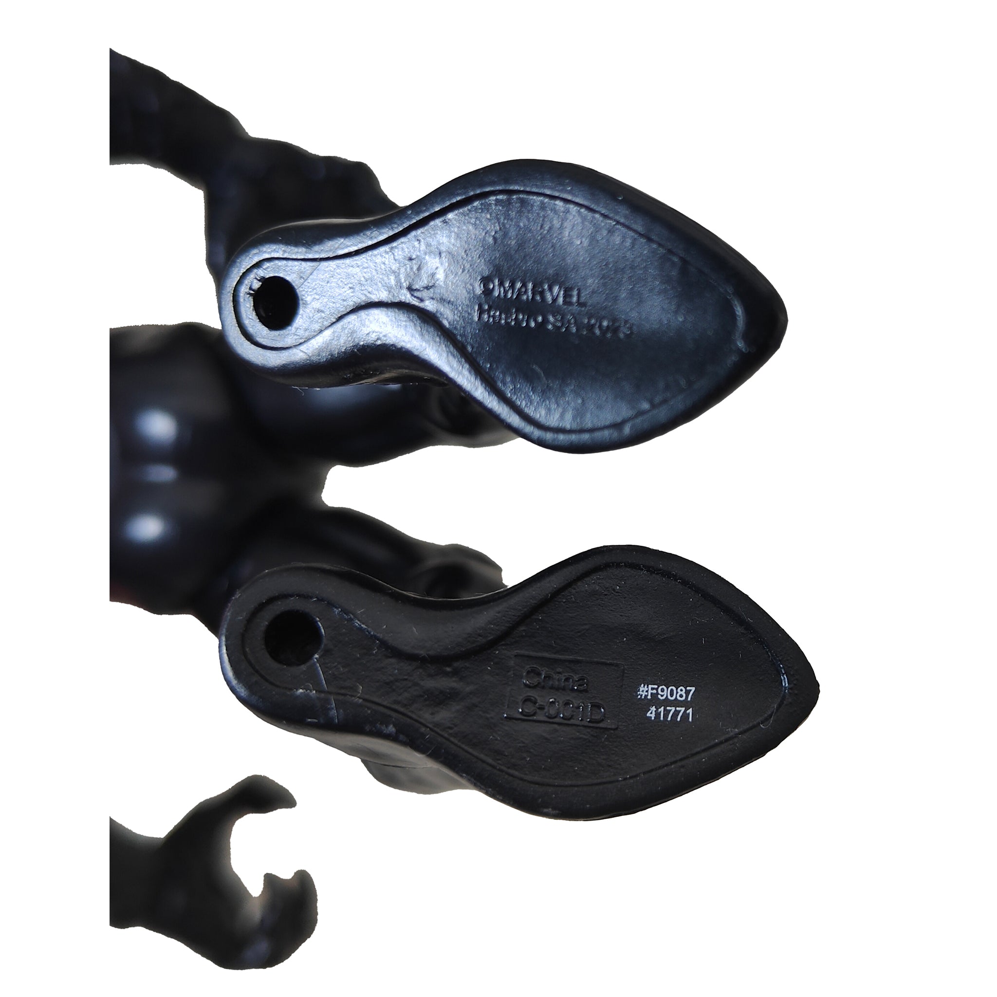 Marvel Legends Venom Spider Man Retro Collection Hasbro Action Figure 2023 15cm – Spider-Man, Hasbro, 15 cm, 2023, pre-owned collector piece, Uncanny Collectibles Dublin Ireland