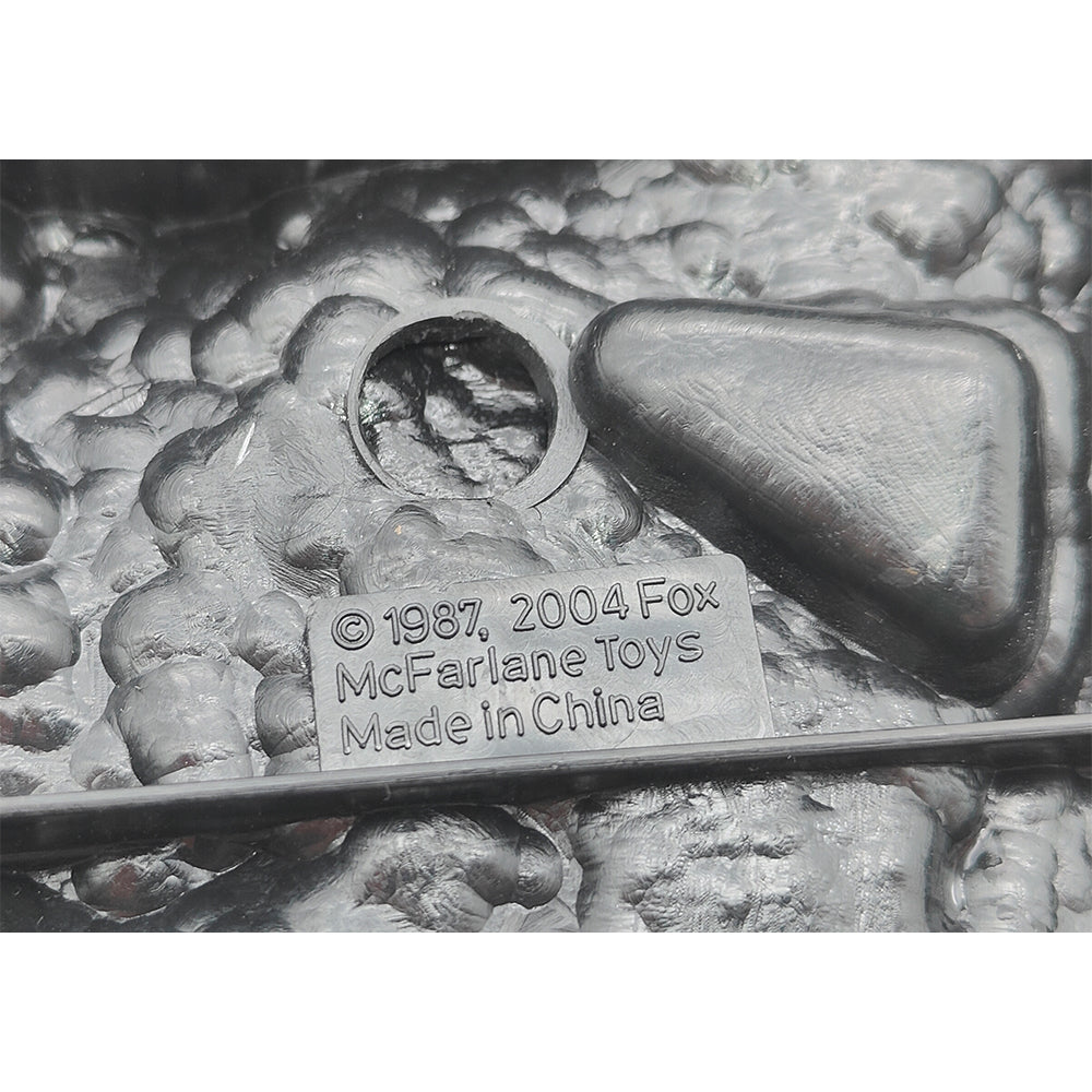 McFarlane Jungle Hunter Predator 12 Inch Action Figure – Predator, McFarlane Toys, 30 cm, 2004, pre-owned collector piece, Uncanny Collectibles Dublin Ireland