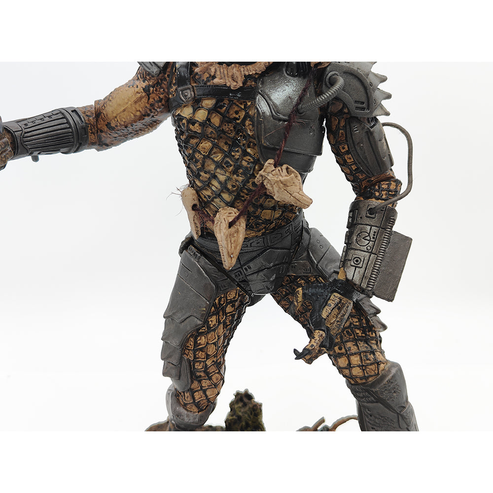 McFarlane Jungle Hunter Predator 12 Inch Action Figure – Predator, McFarlane Toys, 30 cm, 2004, pre-owned collector piece, Uncanny Collectibles Dublin Ireland