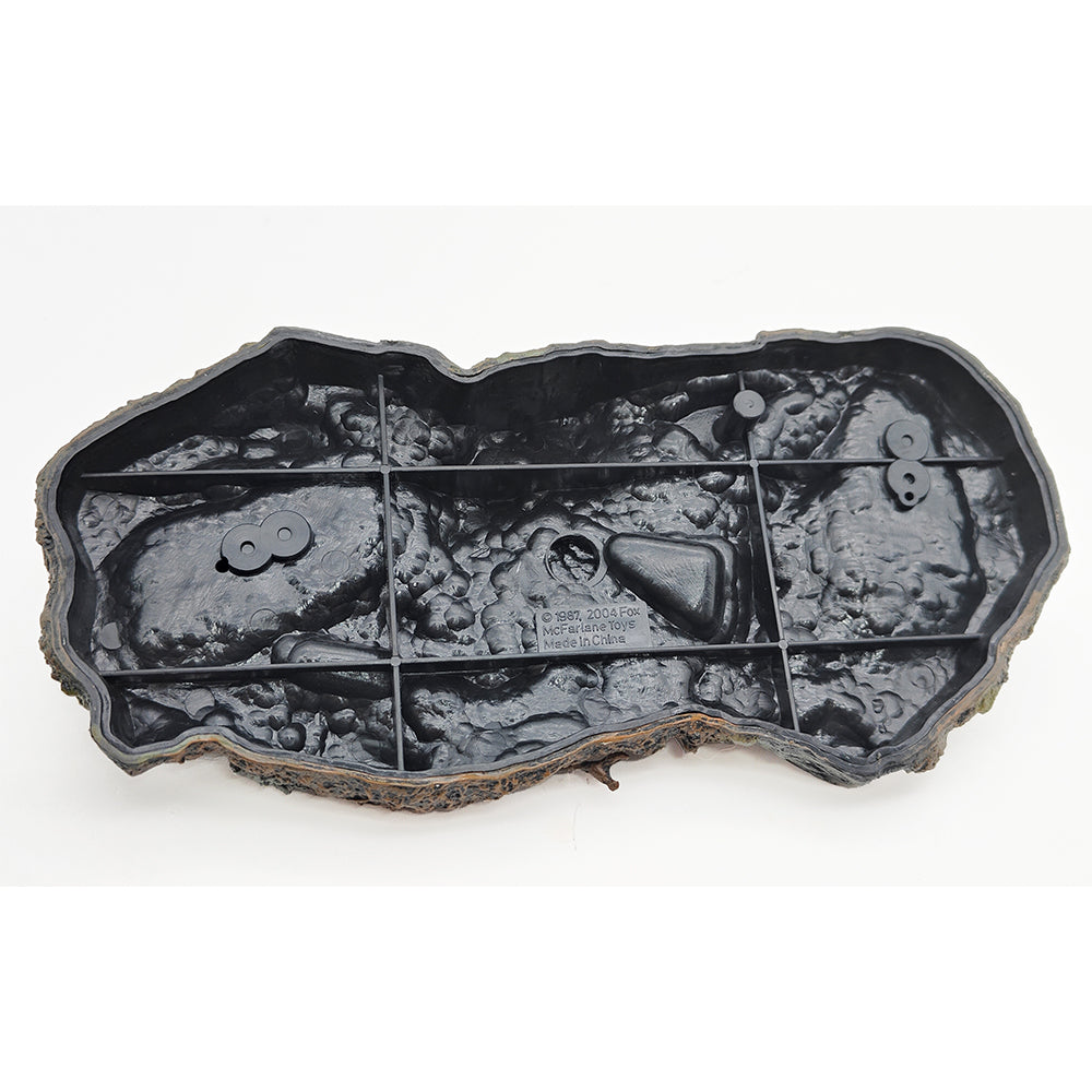 McFarlane Jungle Hunter Predator 12 Inch Action Figure – Predator, McFarlane Toys, 30 cm, 2004, pre-owned collector piece, Uncanny Collectibles Dublin Ireland